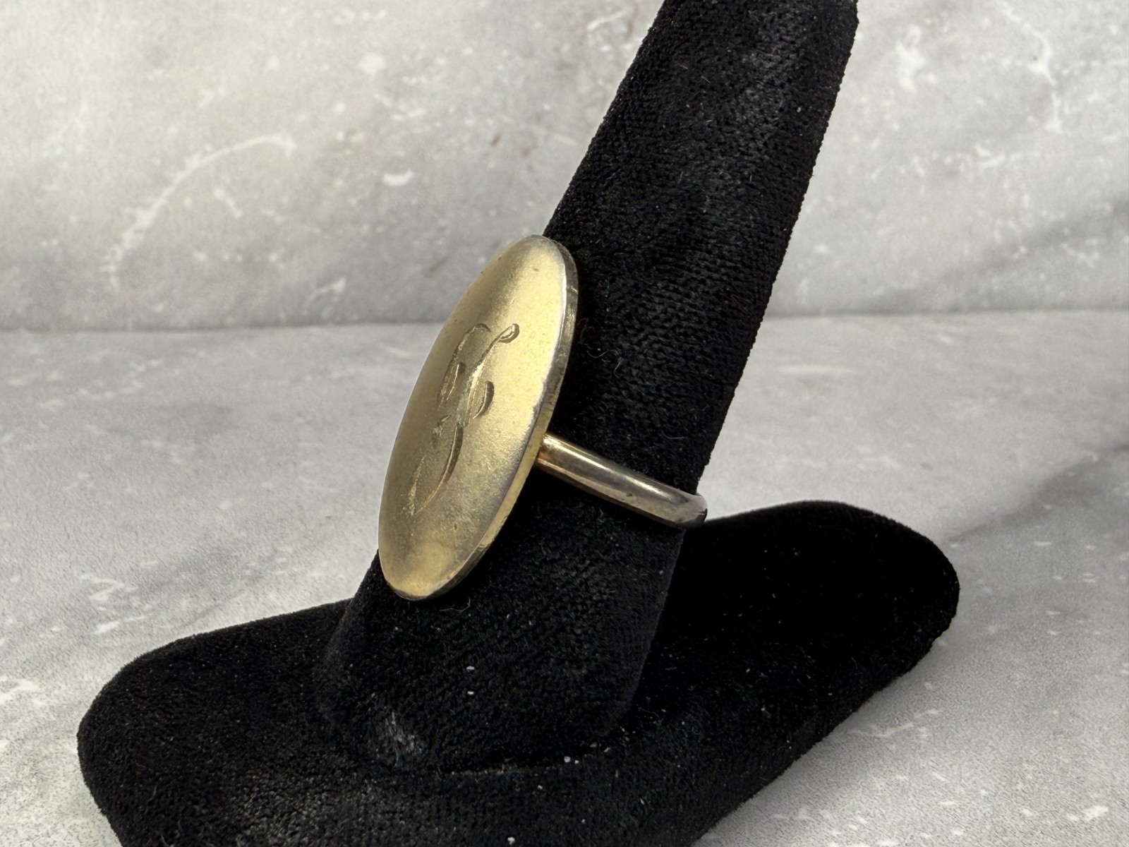Vintage Gold Tone Signet Initial Ring Size 7 Adjustable