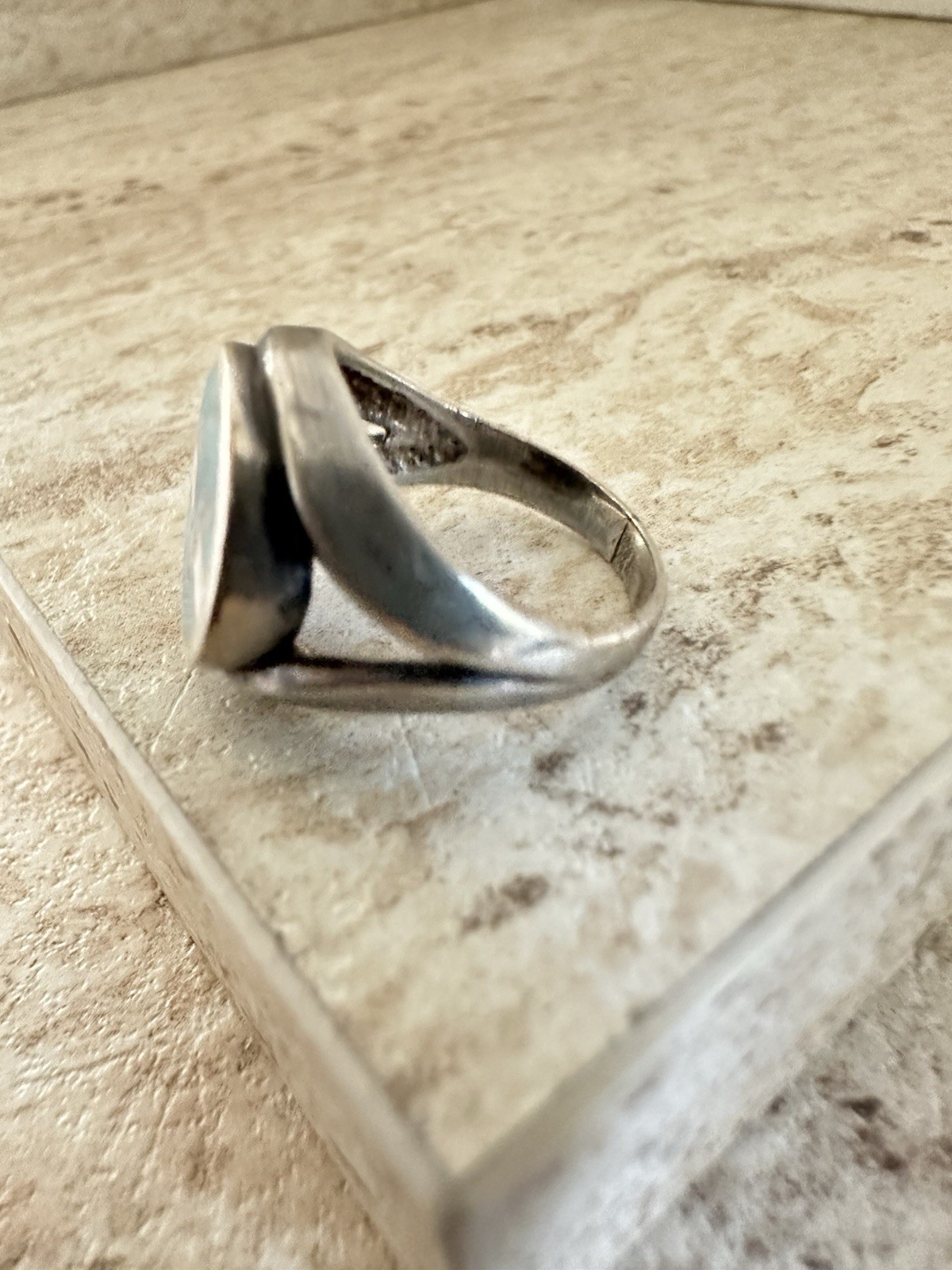 925 Silver Signet vintage Ring Size 5.5 Round Bezel Blue/White/Black Inlay