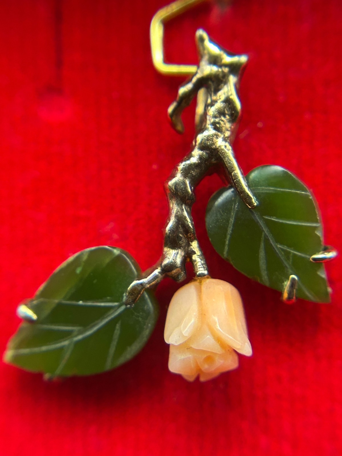 Vintage Japanese Carved Coral Rose Pendant Green Jade Leaves Gold Tone Charm