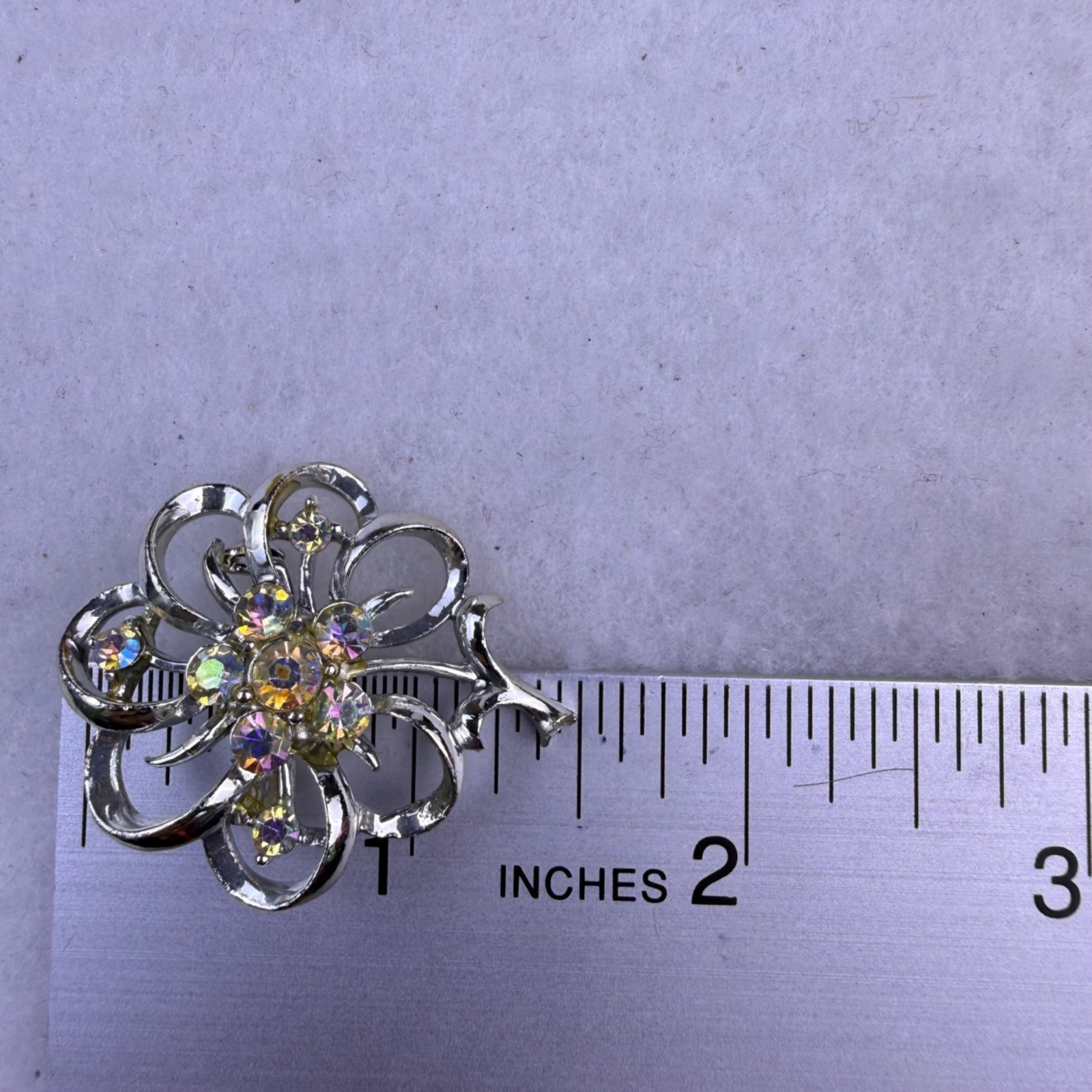Vintage Womens Silver Tone Rhinestone Floral Brooch & Clip-On Earrings Set