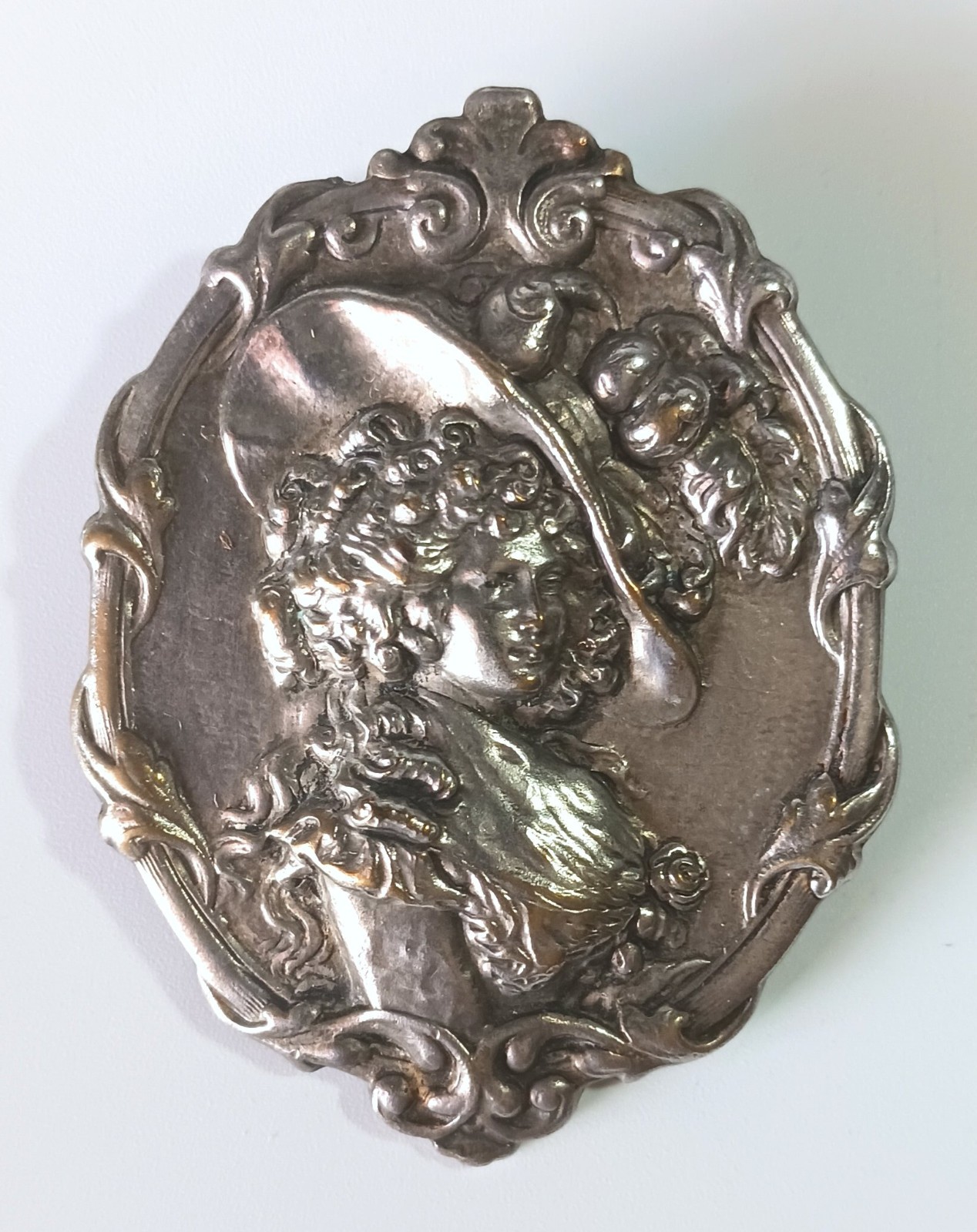 Antique Silver Art Nouveau Repousse Brooch Pendant: Fancy Lady in Large Hat