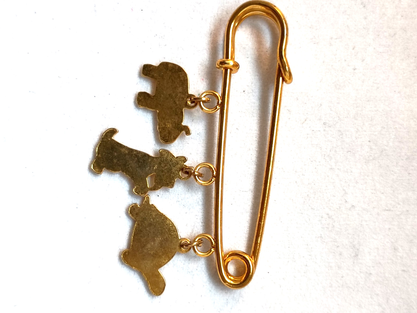 Vintage Gold Tone Brooch w/ Dangle Animal Charms Turtle Goat Elephant Good Cond.
