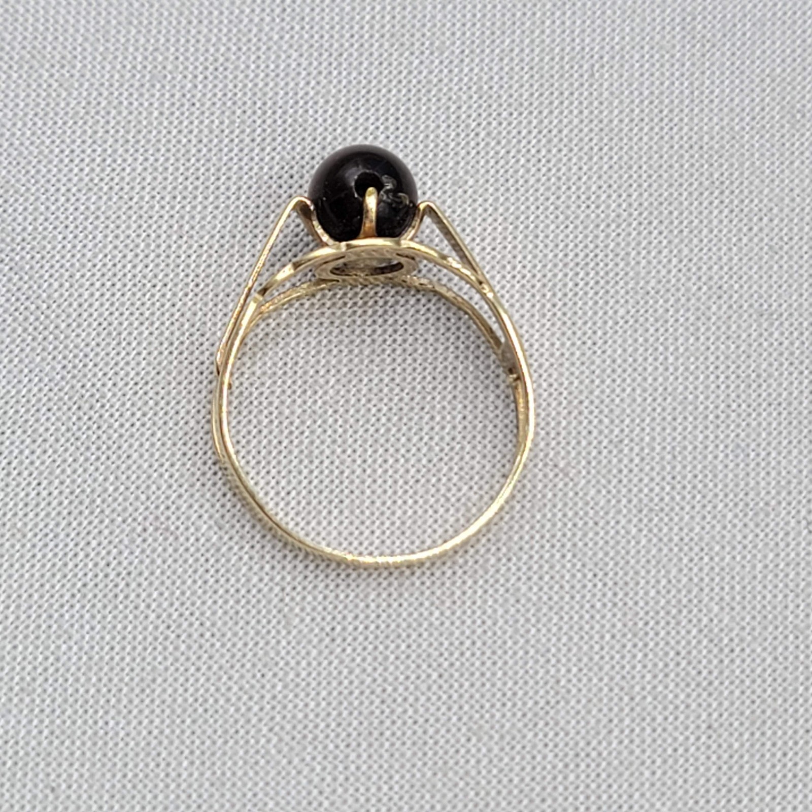 Vintage 585 14k Yellow Gold Ring Tigers Eye Stone 1.5 grams Size 5.5