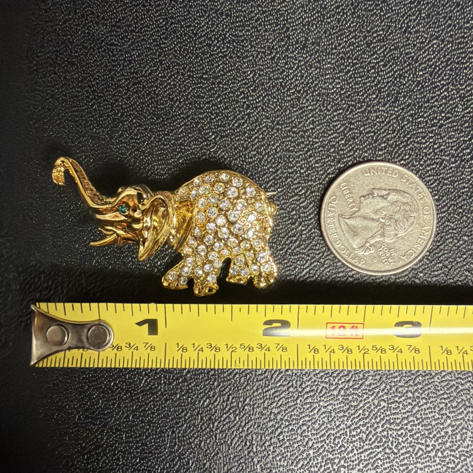 Vintage Y2K Gold Tone Rhinestone Green Eye Elephant Brooch Pin Women’s Jewelry