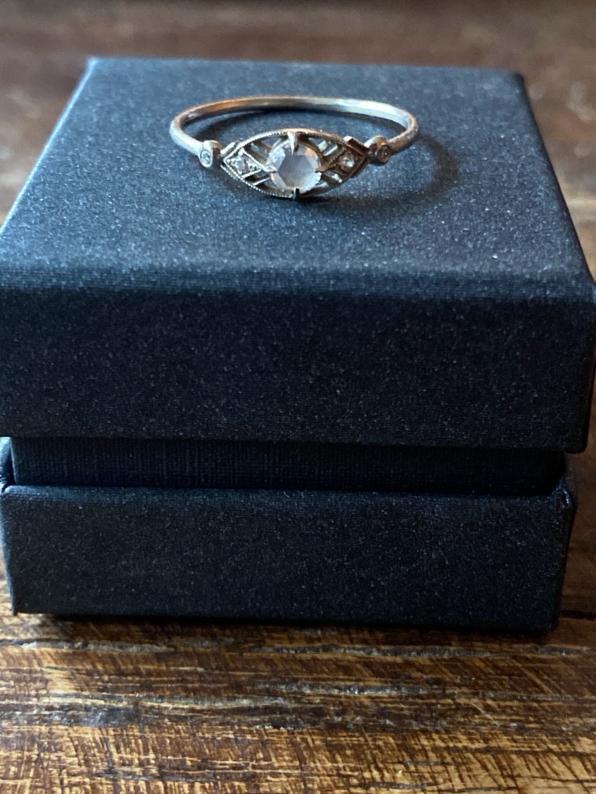 DMD Metal Isadora Ring/with 4mm White Rose Cut Diamond
