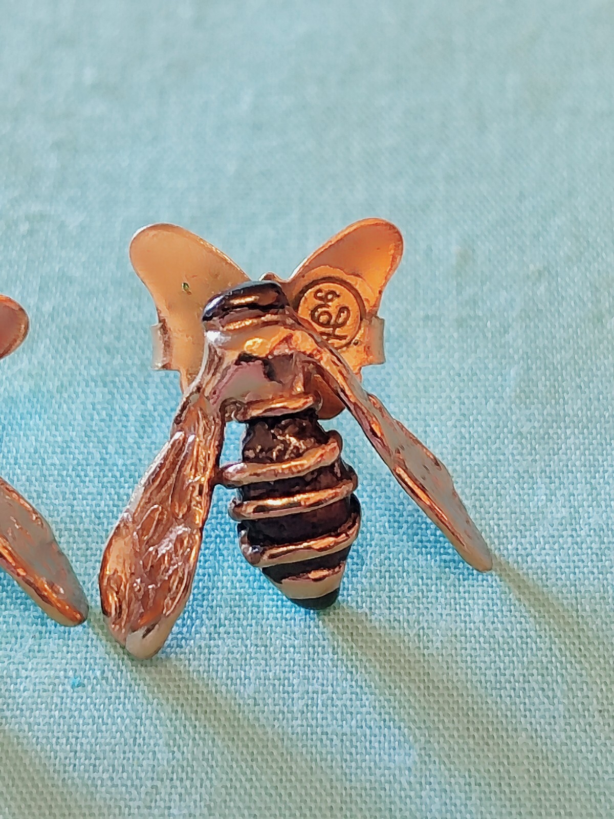 Vtg Bumblebee Hornet Earrings Gold Tone Butterfly Backs Unknown Maker