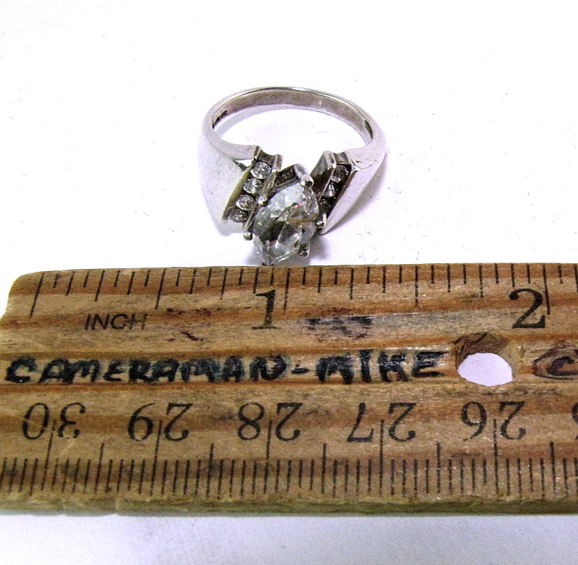 Solitaire w/ Accents Ring Cubic Zirconia Vintage Sterling Silver Size 7 Band