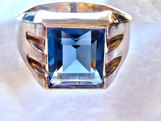 SIGNED V C VINTAGE 10K YELLOW GOLD FILLED NEW OLD STOCK 70’S SIZE 11 BLUE RING