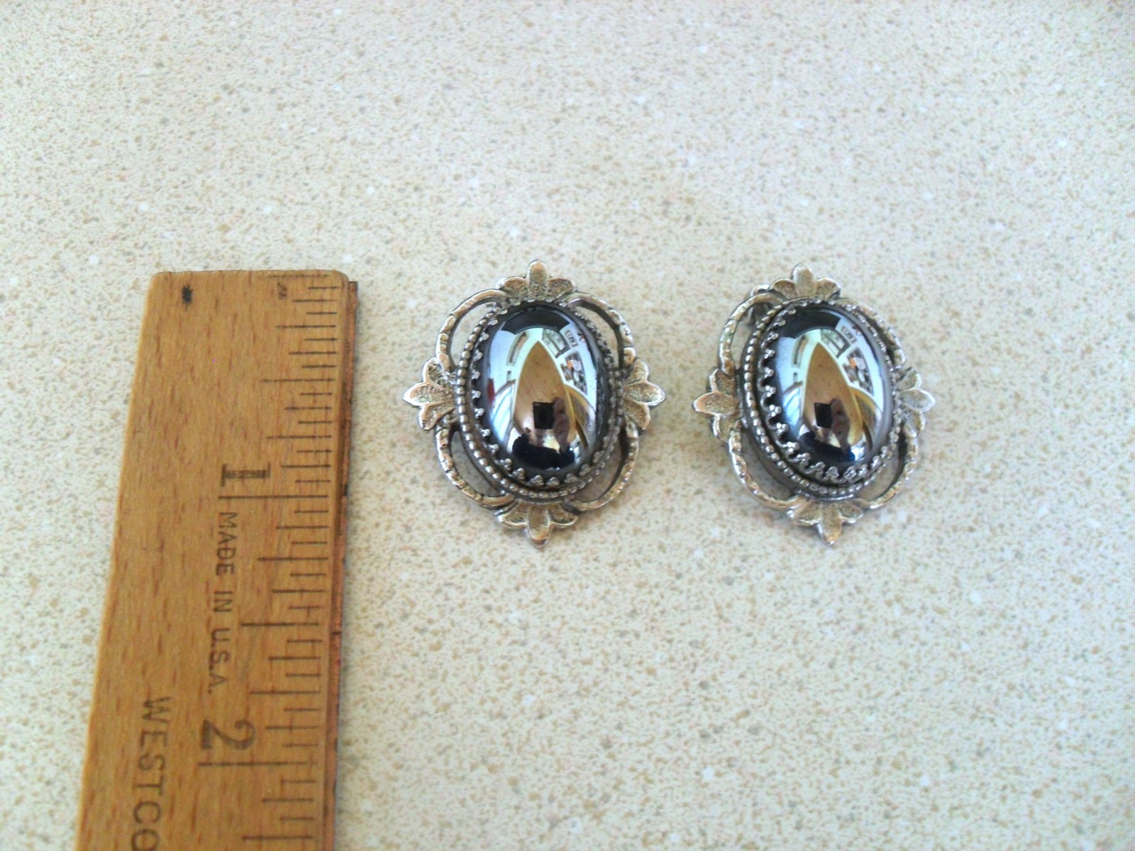 Vintage Whiting & Davis Co. Silver Tone Hematite Oval Clip On Earrings Classic