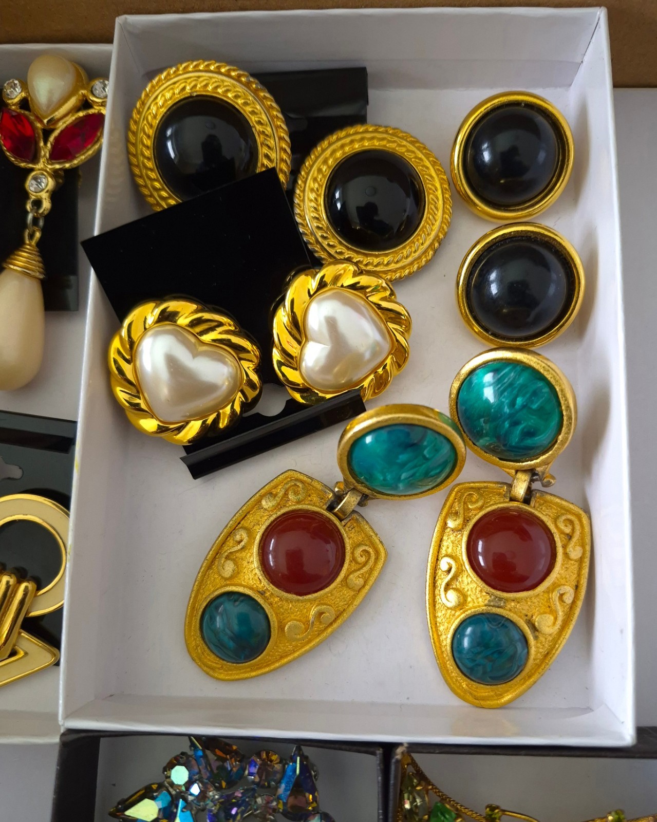 Huge Vintage Jewelry Lot 165 Gold and Silvertone Givenchy Trifari Juliana