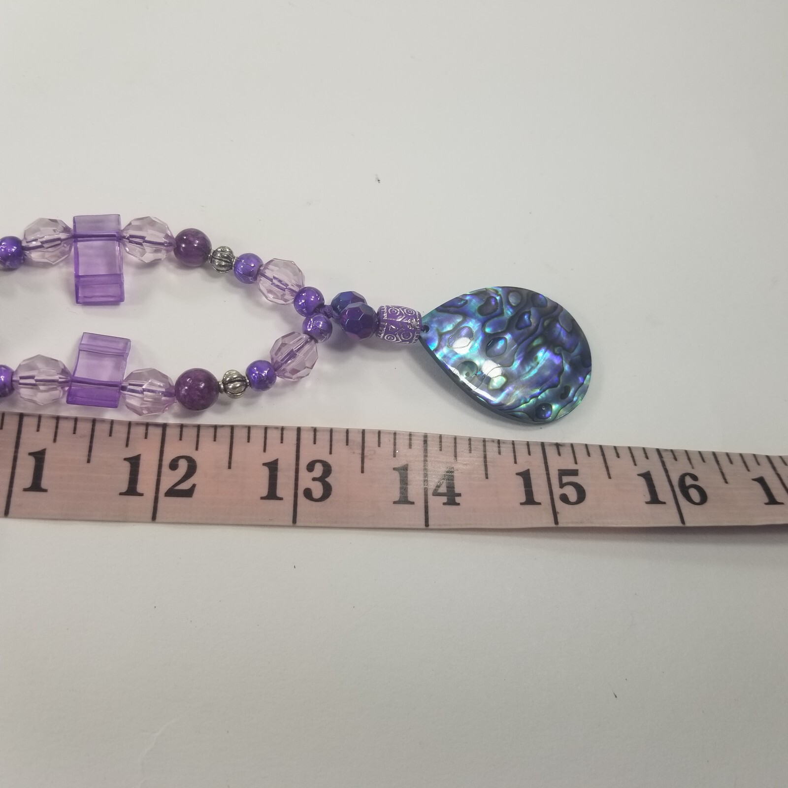 Silver tone with Faceted Purple Beads Necklace Shiny