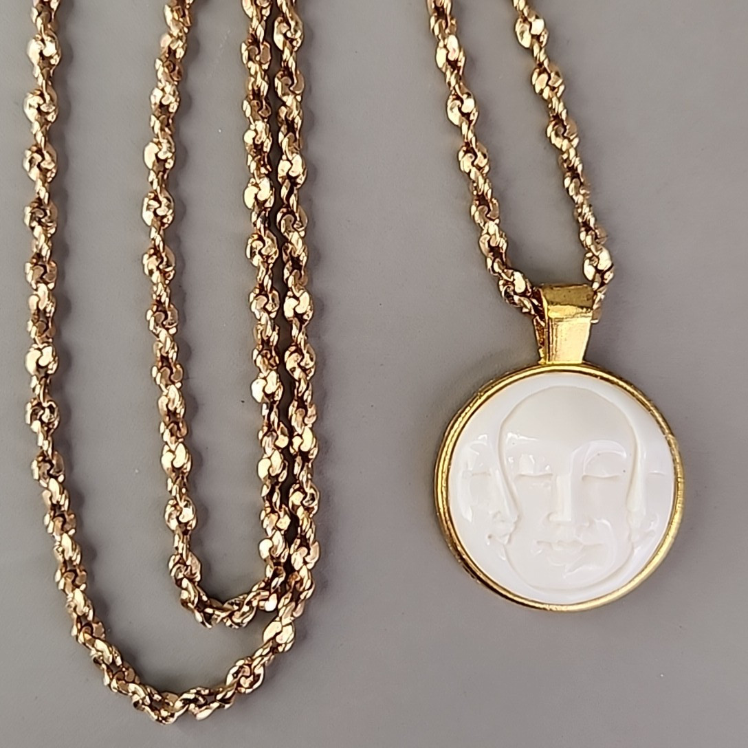 Vintage Triple Moon Face Pendant Necklace Crisscross Gold Tone Chain 22″