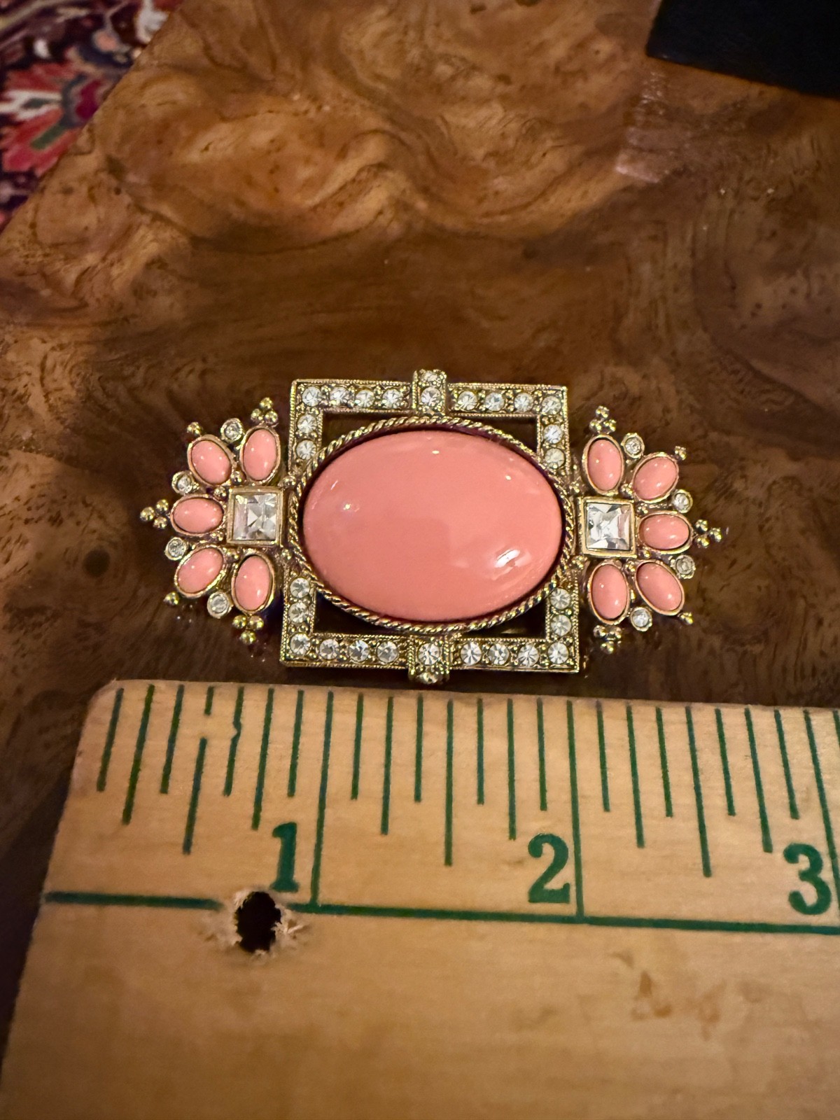 Vintage 1995 Elizabeth Taylor for Avon brooch pin pink cabochon with rhinestones