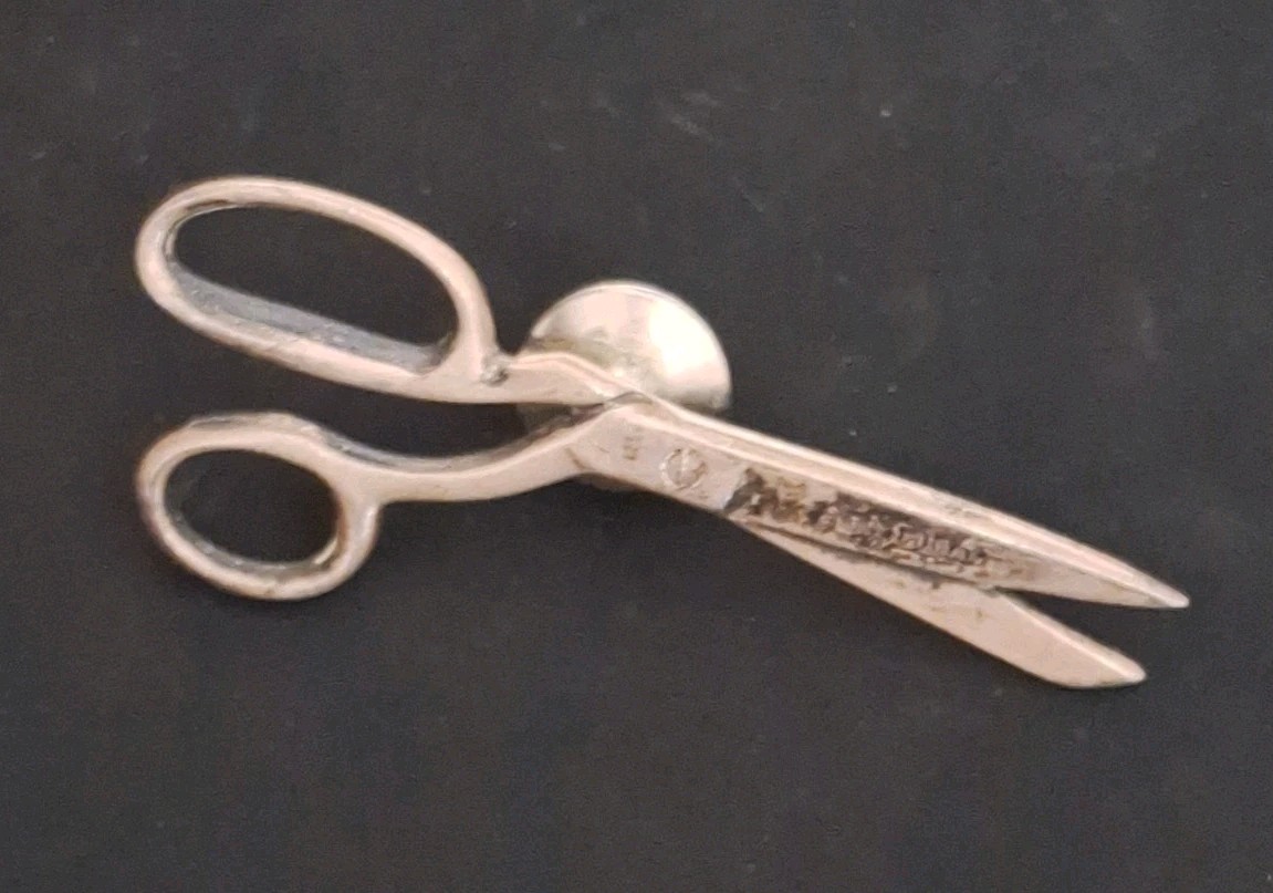 Vintage Sterling Silver Scissors Lapel Pin – West Germany