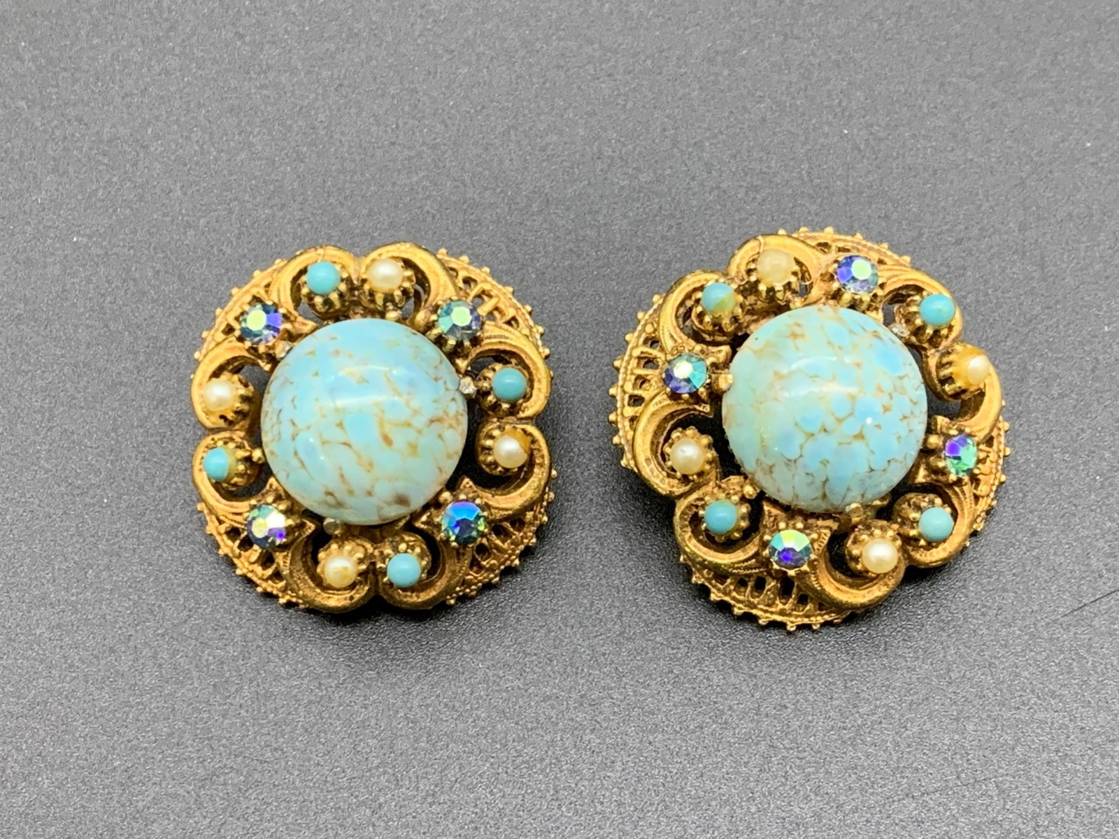 Vintage Florenza Signed Gilted Round Stone Earrings – Clip On (746)