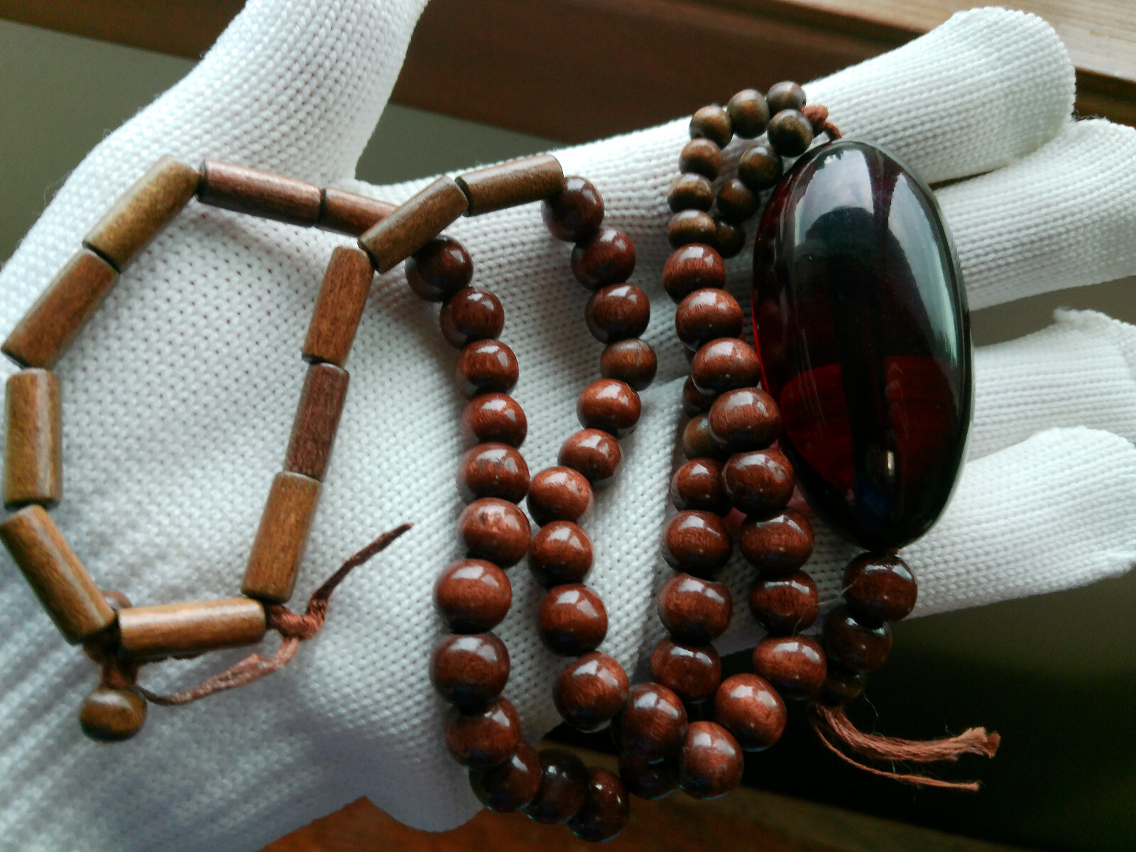 Vtg Ethnic African Wood Bead MASSIVE ACRYLIC BEAD Pendant Tribal Boho Necklace