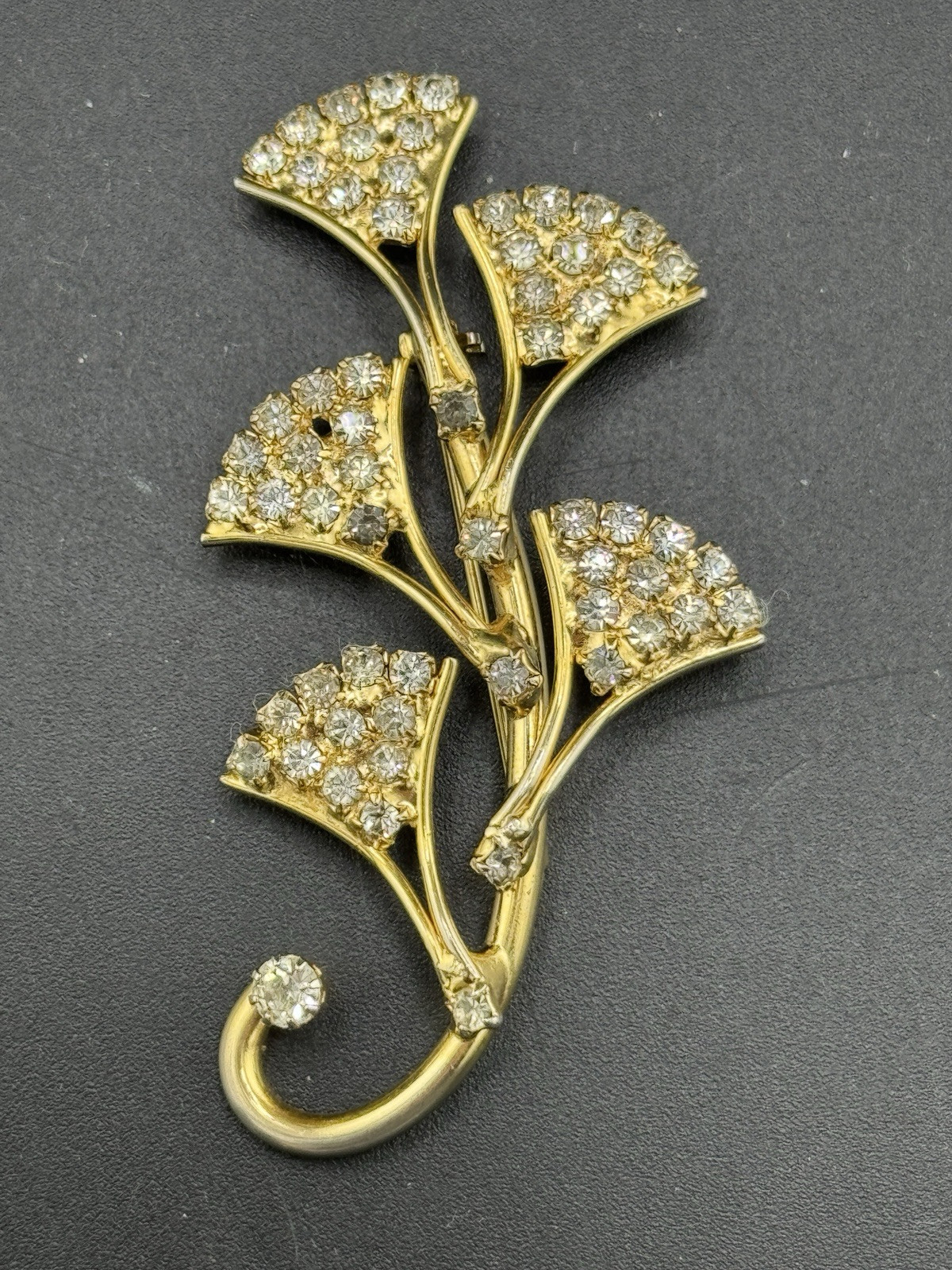 Unmarked Rhinestone Elegant Brooch / Pin (Loose Back) See Pics