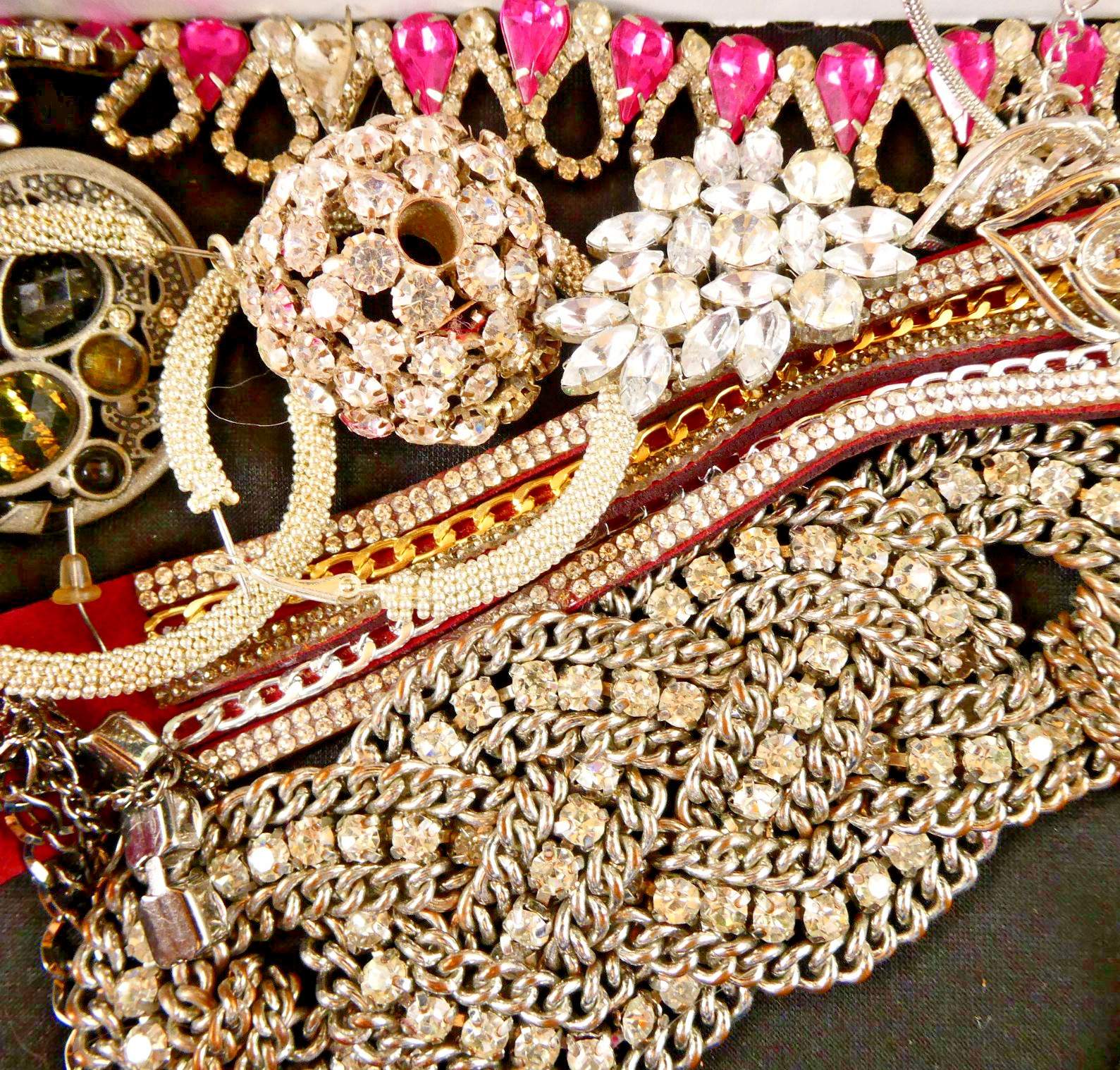 Vintage To MOD ALL RHINESTONE BLING Craft/Junk Jewelry 2.2 lbs Arts Crafts DIY