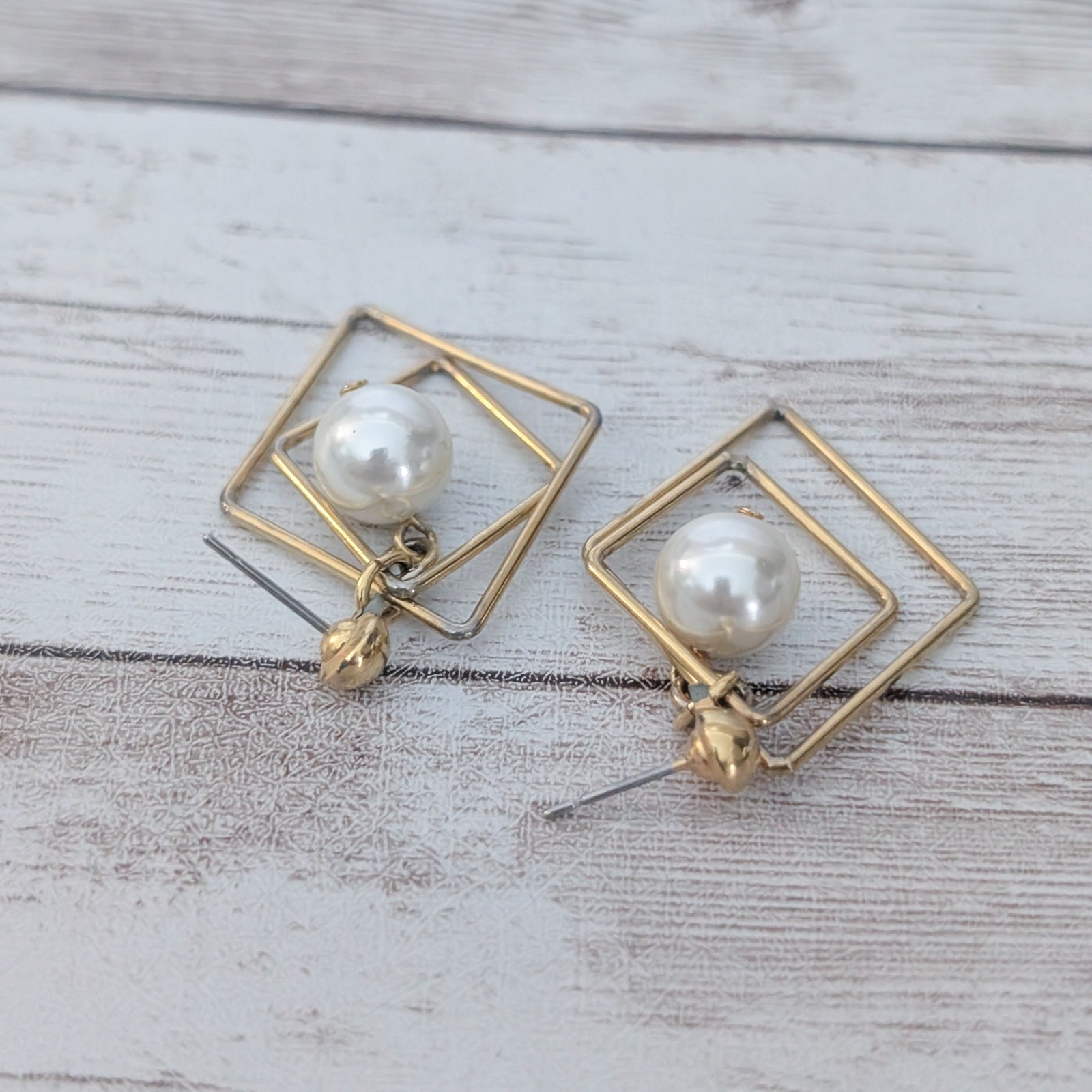 Vintage Earrings for Pierced Ears Gold Tone & Faux Pearl – Fair Condition