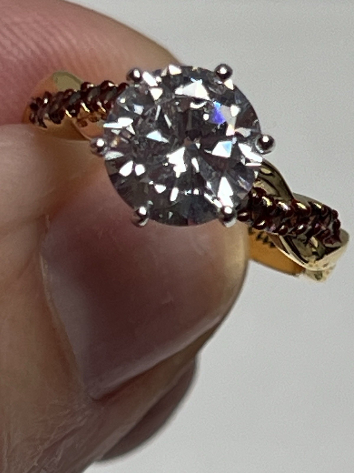 Vintage Lot Of 5 Gold Tone Rings Various Glass Stones / Sizes Untested