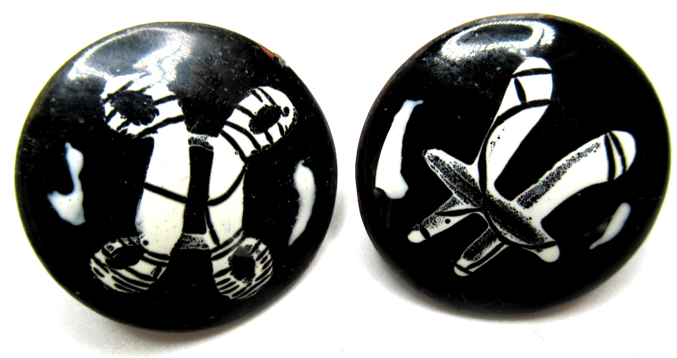 ELSA FREUND Black & White Enamel Vintage Earrings