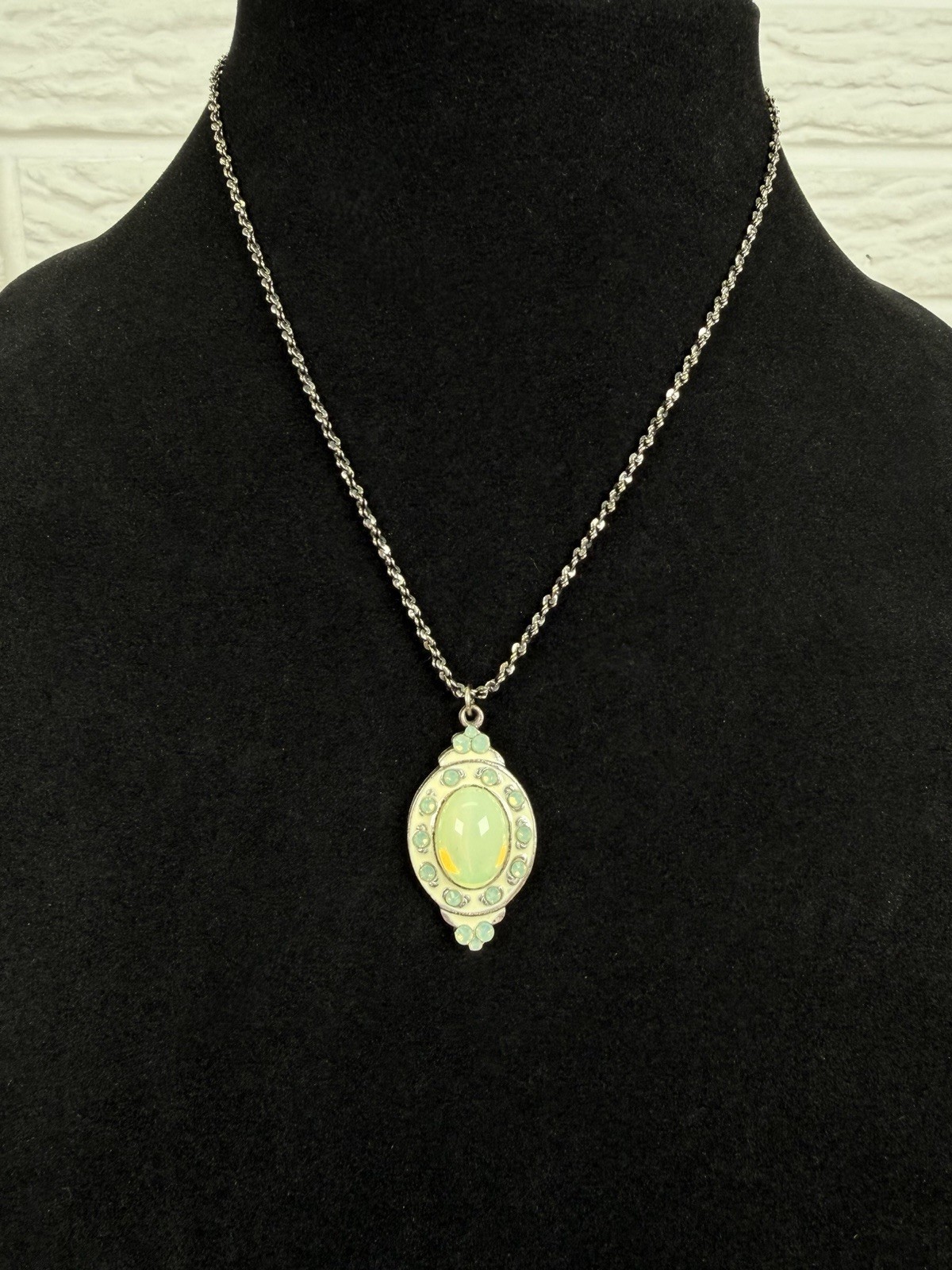 Anne Koplik Uranium Glass Opalescent Pendant Necklace UV Reactive Made USA