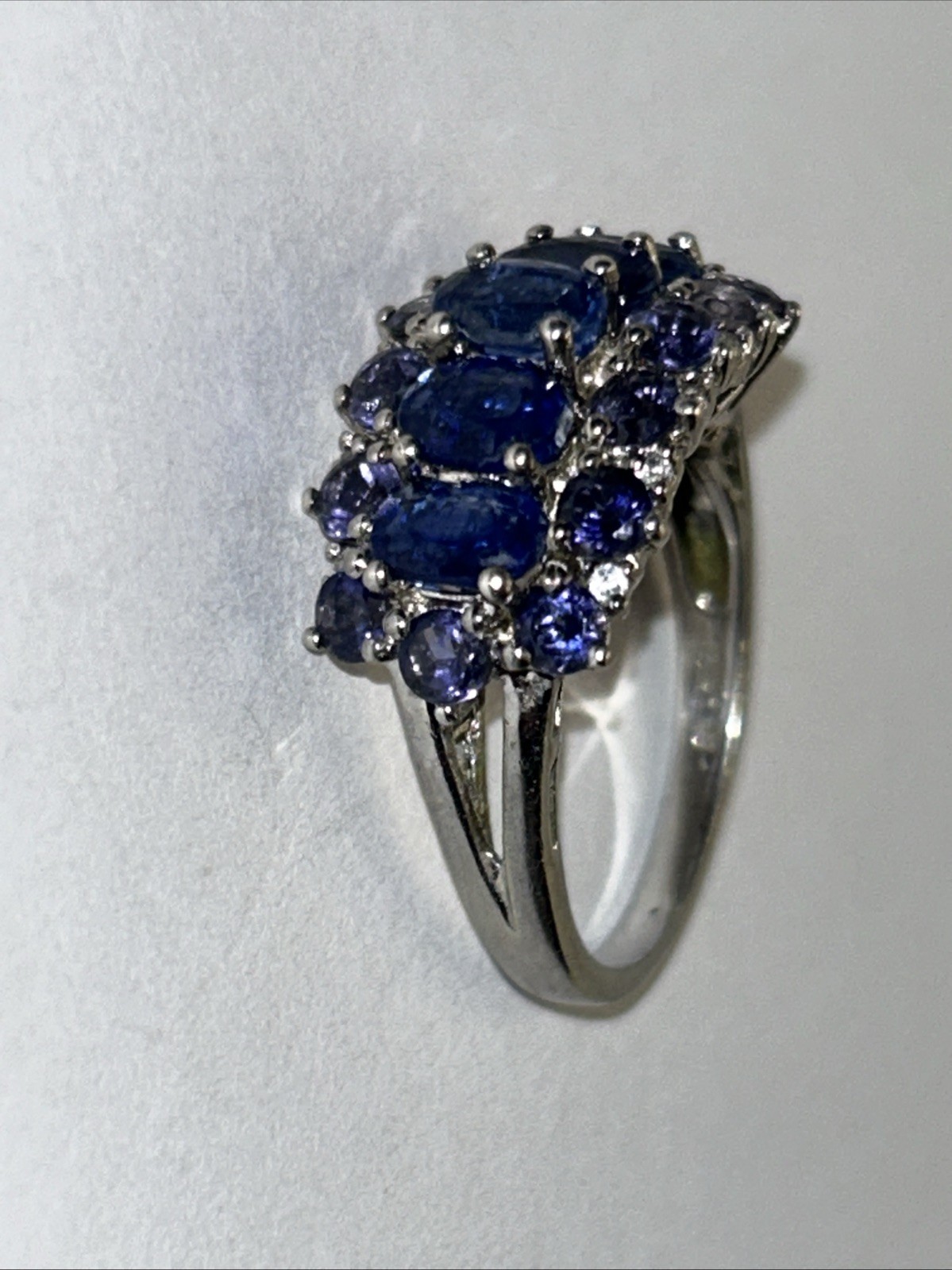 STERLING SILVER lab created BLUE SAPPHIRE & AMETHYST TRIPLE ROW RI RING Sz 8 925