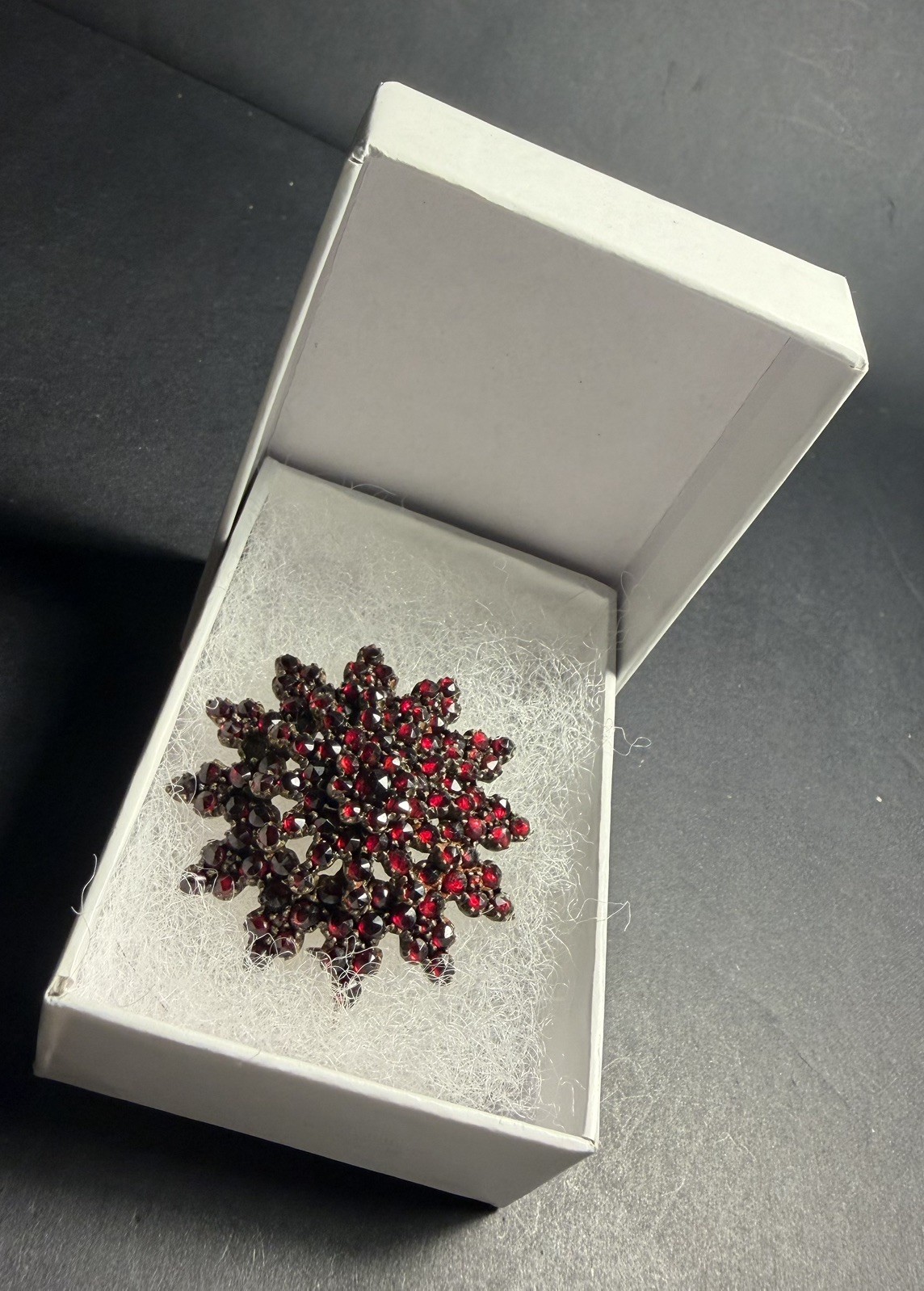 Antique Vintage Bohemian Garnet Star Snowflake Flower Brooch Tiered Pin 11.1g