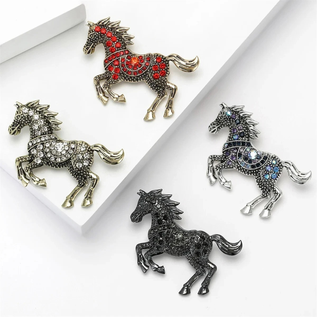 Vintage Red Crystal Horse Brooch Pin Antique Gold Tone Rhinestone Animal Jewelry