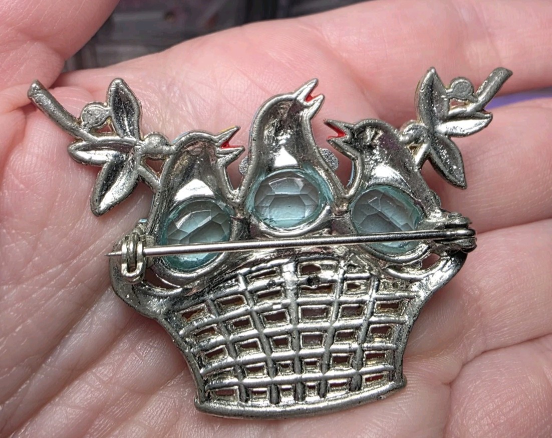Enameled Three Birds in Basket Figural Vintage 1930’s Brooch
