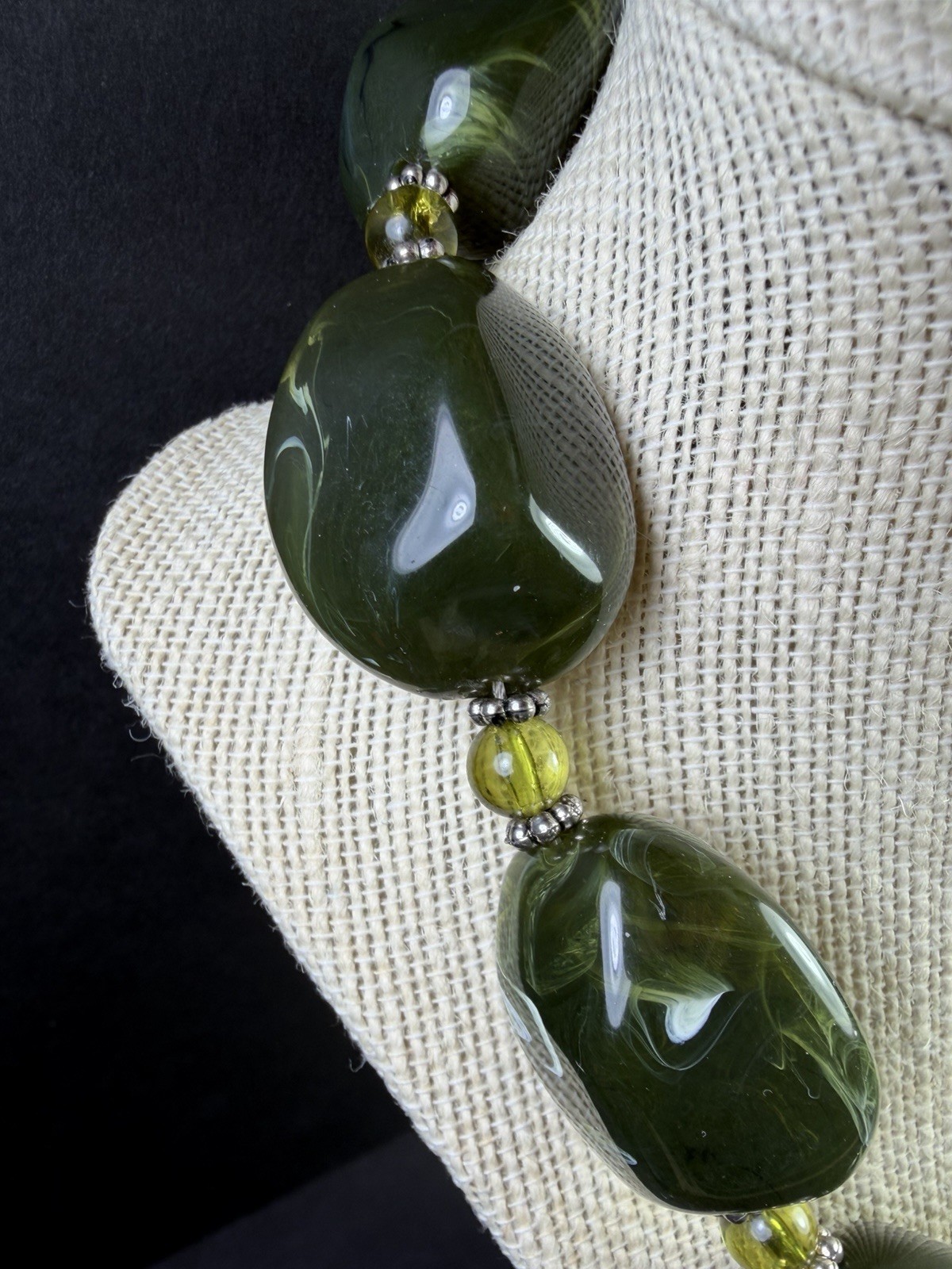 Vintage Robert Rose Resin Green Beaded Adjustable 21 in Necklace