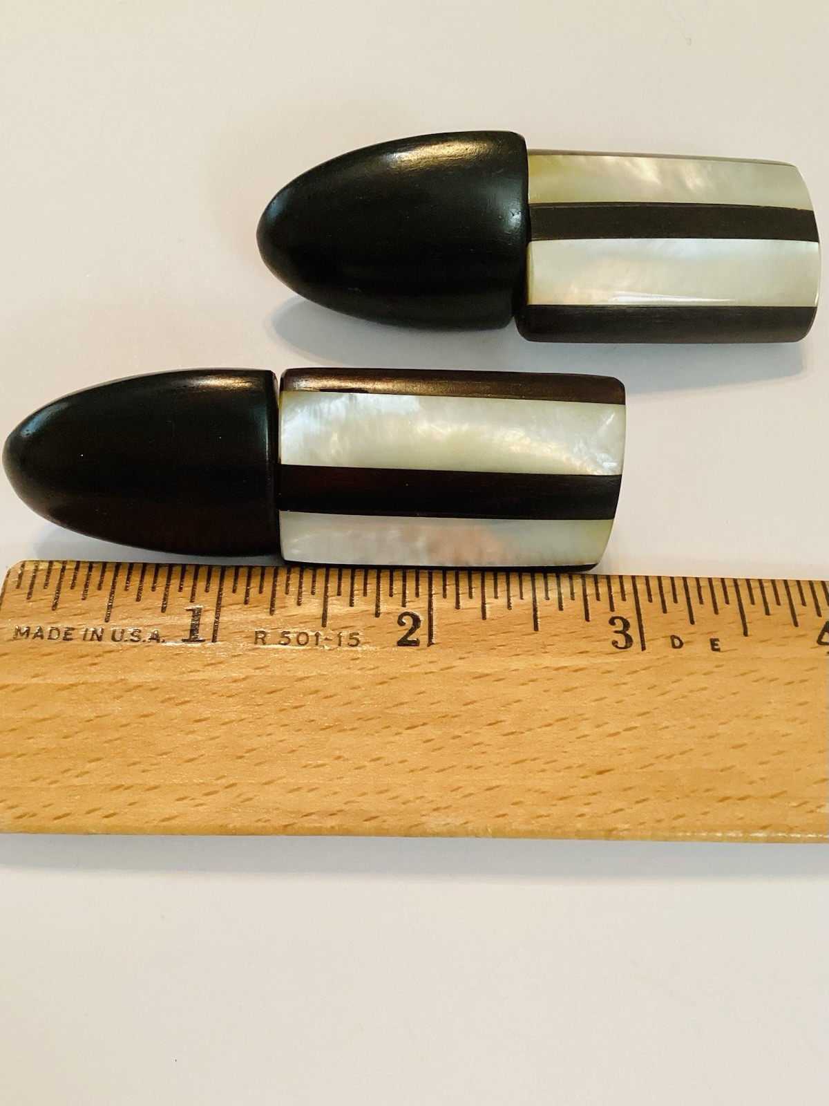 Amazing VTG Modernist Brutalist Mother of Pearl Wood Clip Earrings Monies Style