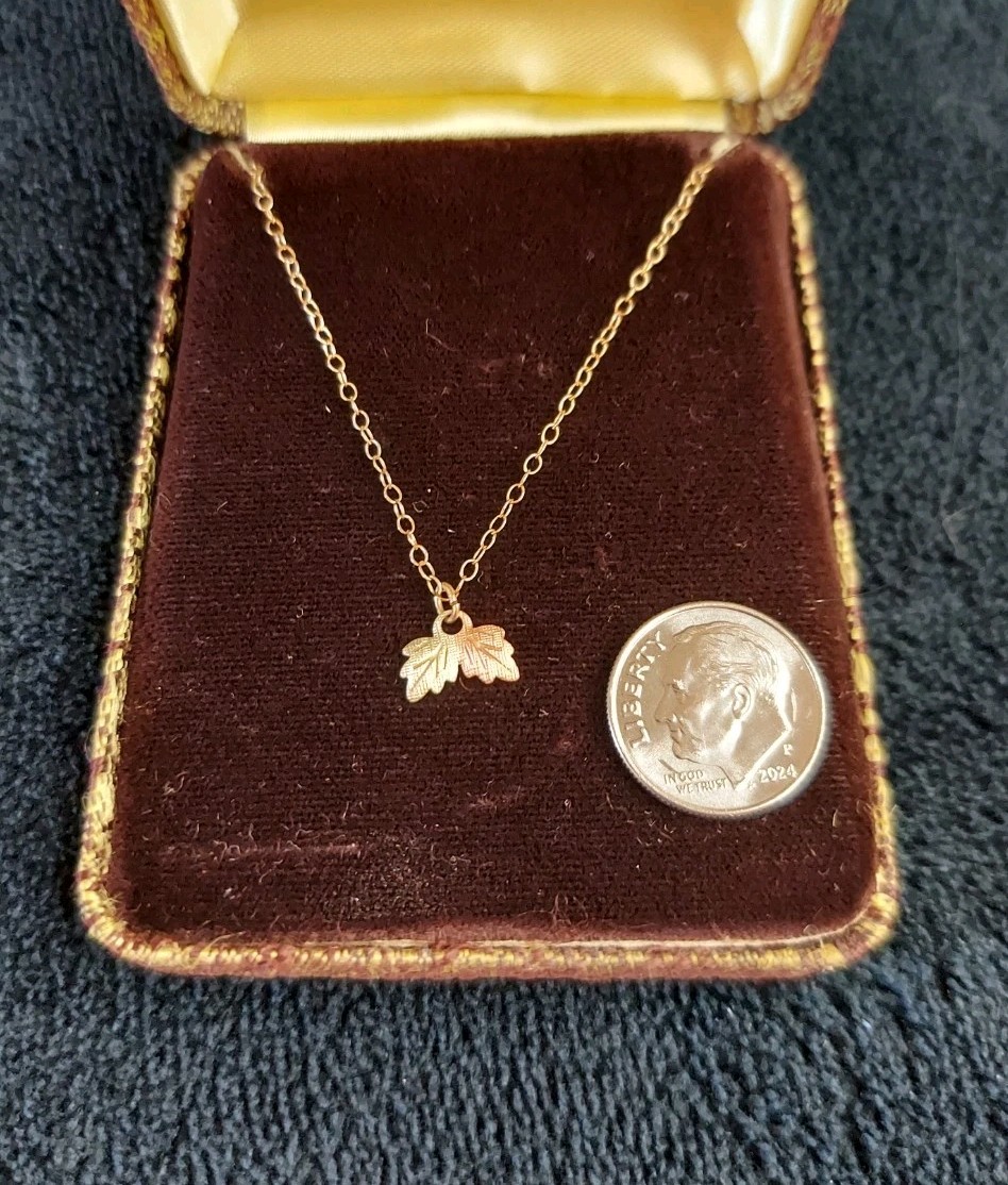 Dainty 12K Yel & Rose Gold Leaves Pendant w 1/20 14K Yel Gold Chain Vtg RGC