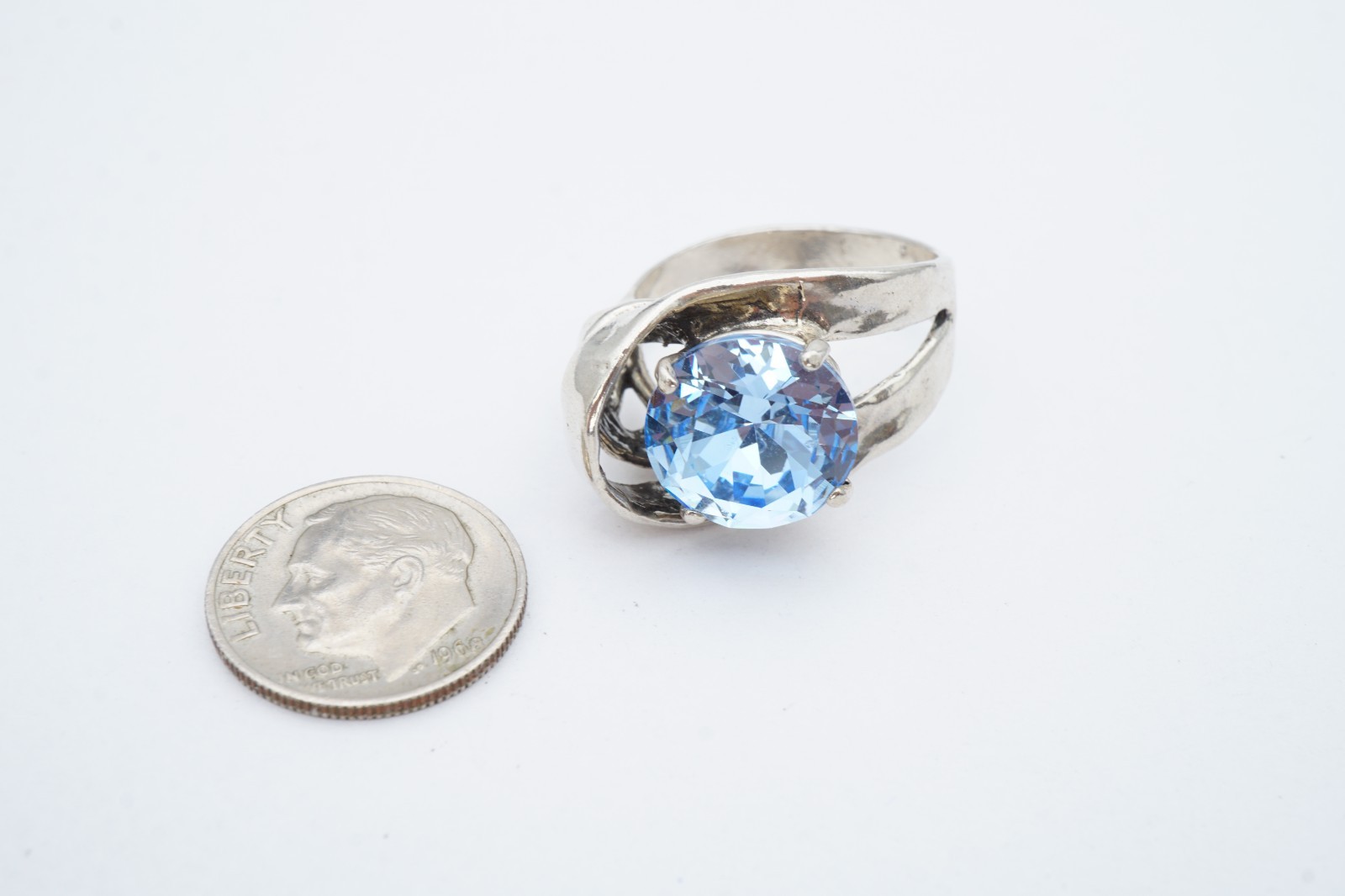 Vintage Sterling Silver 925 Blue Glass Stone Ring Size 9.25 Signed Zuman