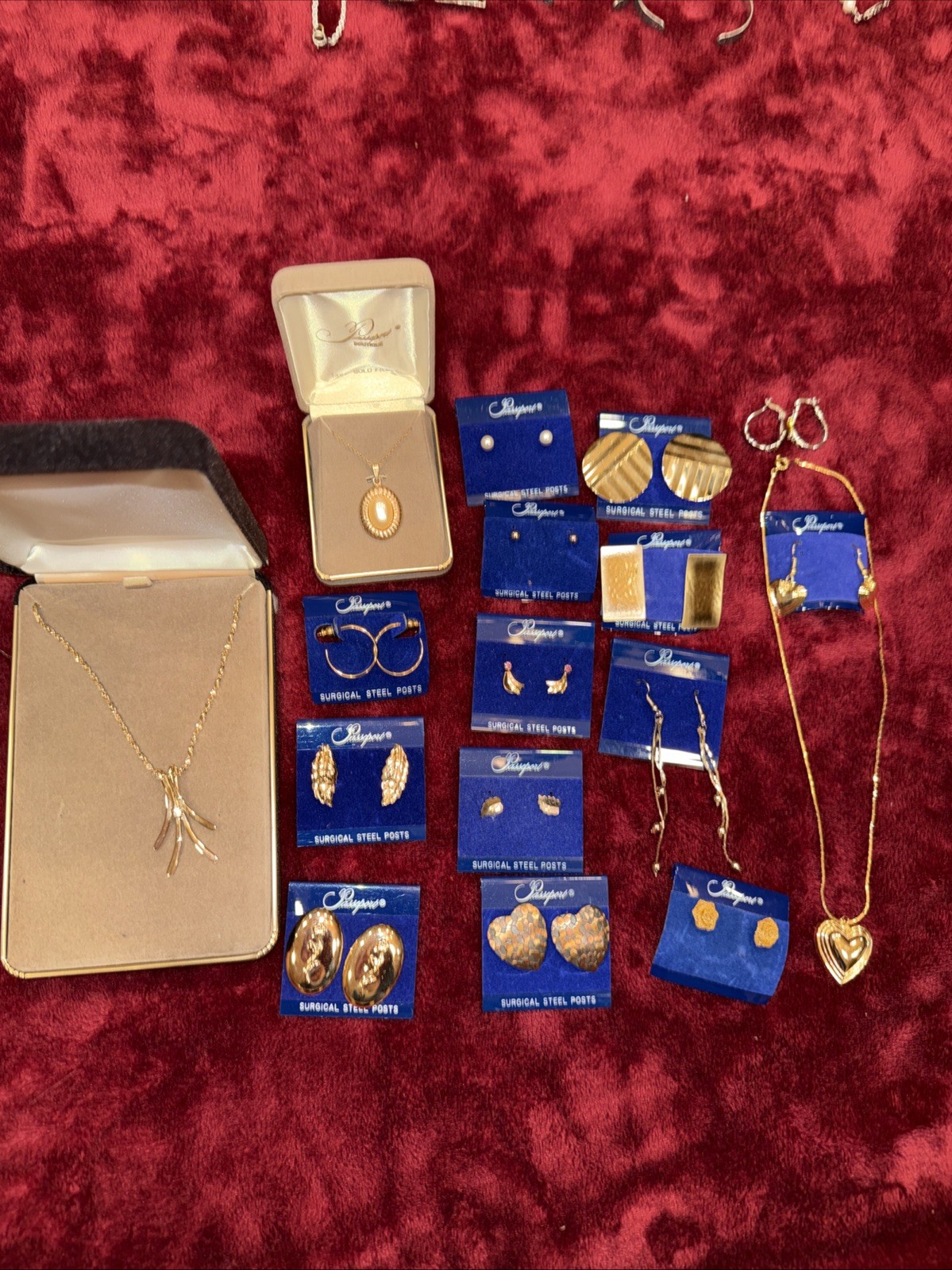 Passport Brand Gold-Tone Jewelry Mixed Lot Of 17 New Old Stock