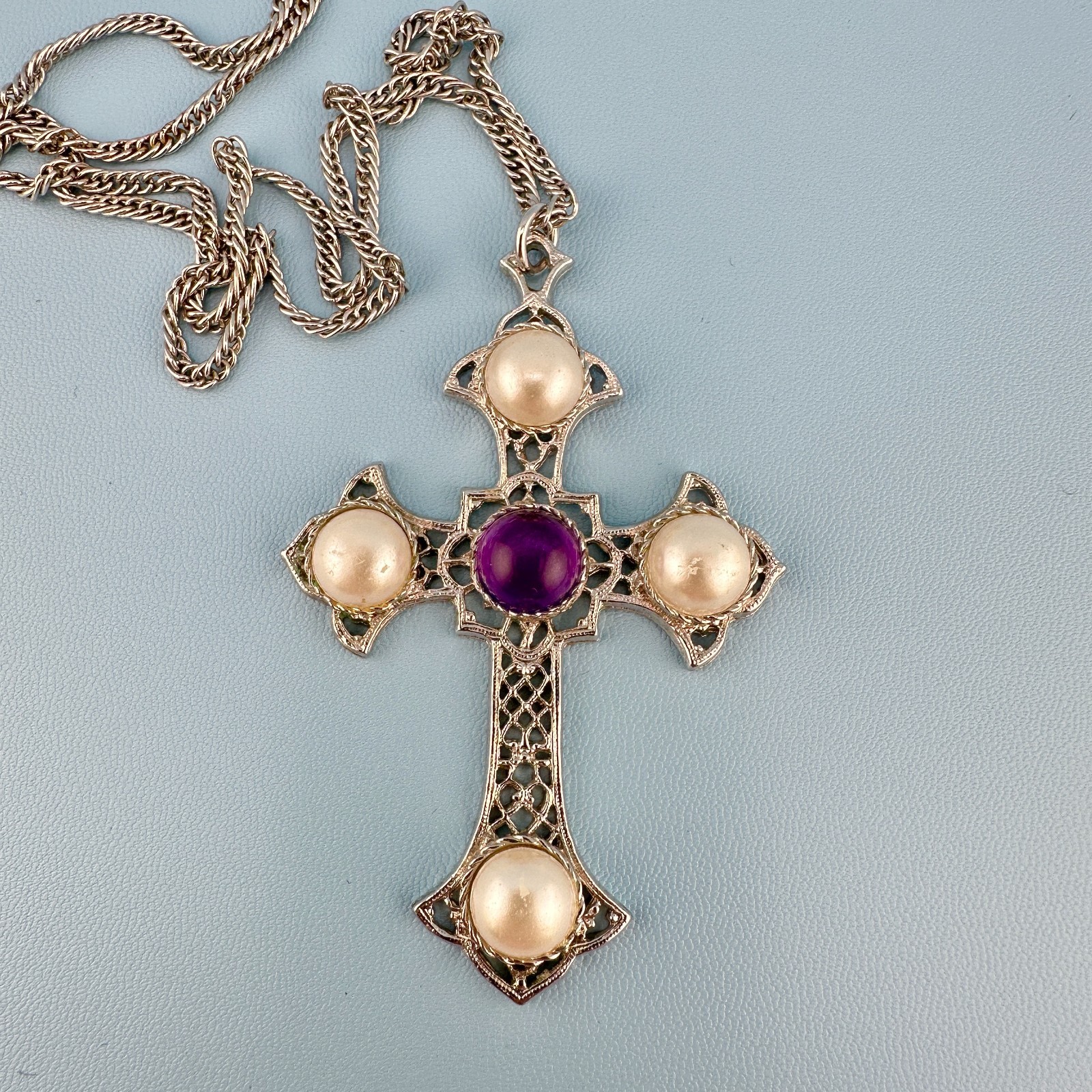 Vintage Cross Pendant Necklace LG Silver Tone Purple Cabochon Faux Pearl Signed