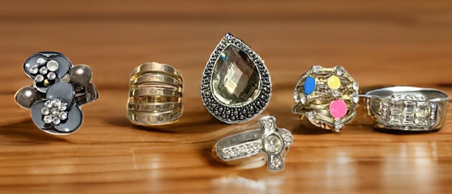 6 Vintage Assorted Silver & Gold Costume Rings, Adjustable & Fixed Sizes