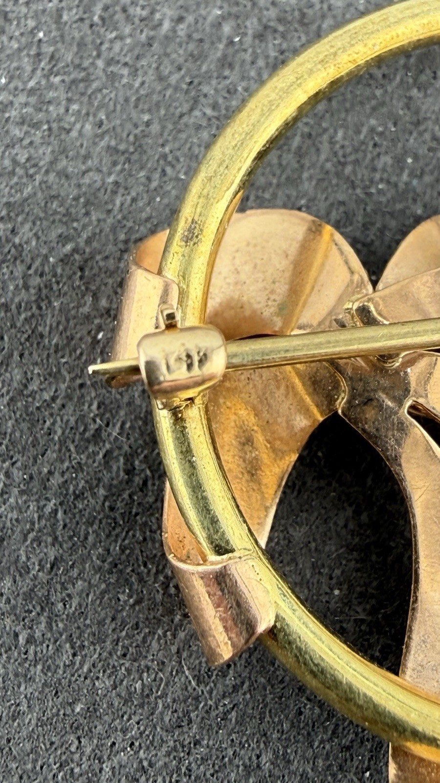 Vintage 14K Yellow & Rose Gold Bow Circle Brooch Pin 3.54g Two Tone