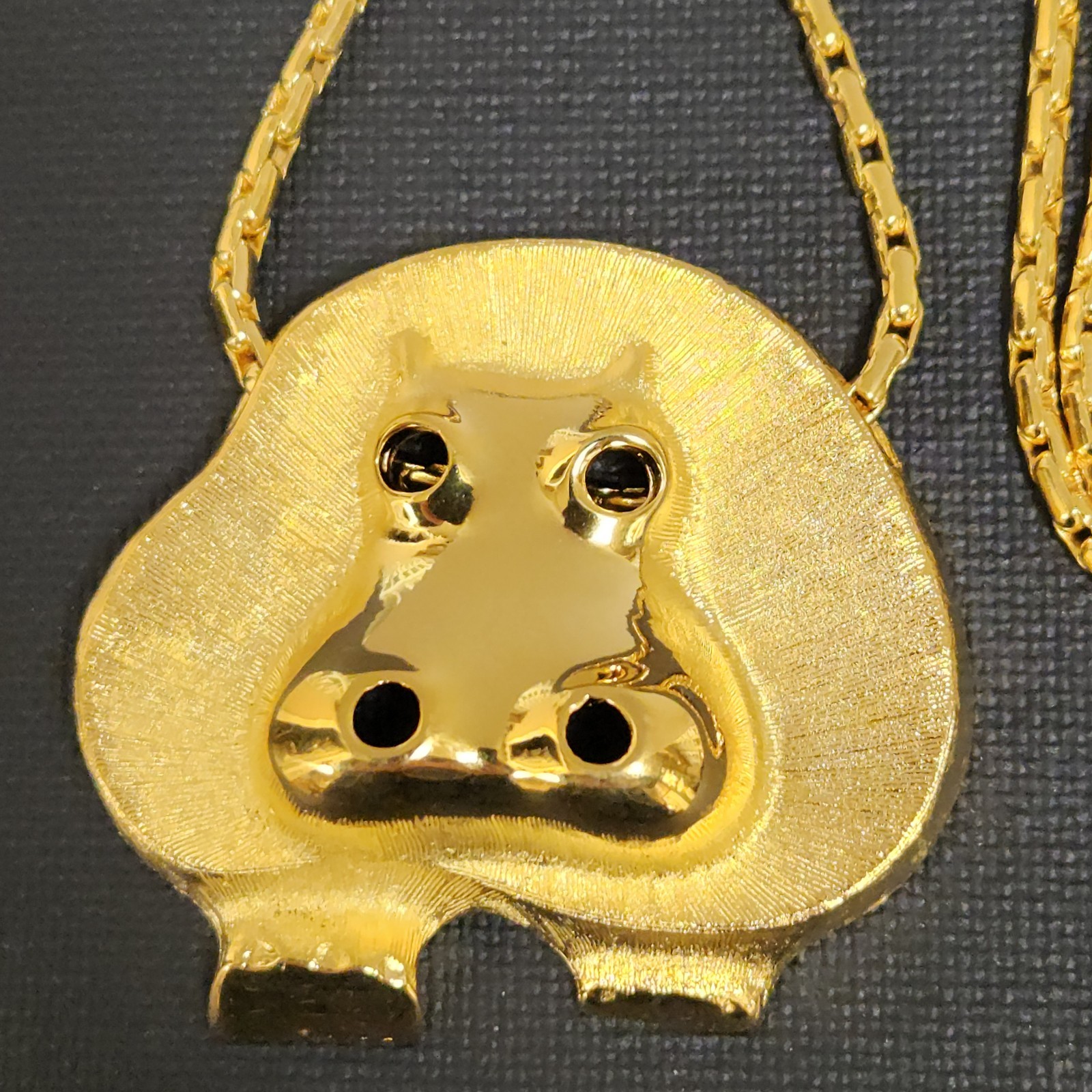 New Old Stock 1970’s Goldette Gold Plate Hippo Hippopotamus Pendant Necklace