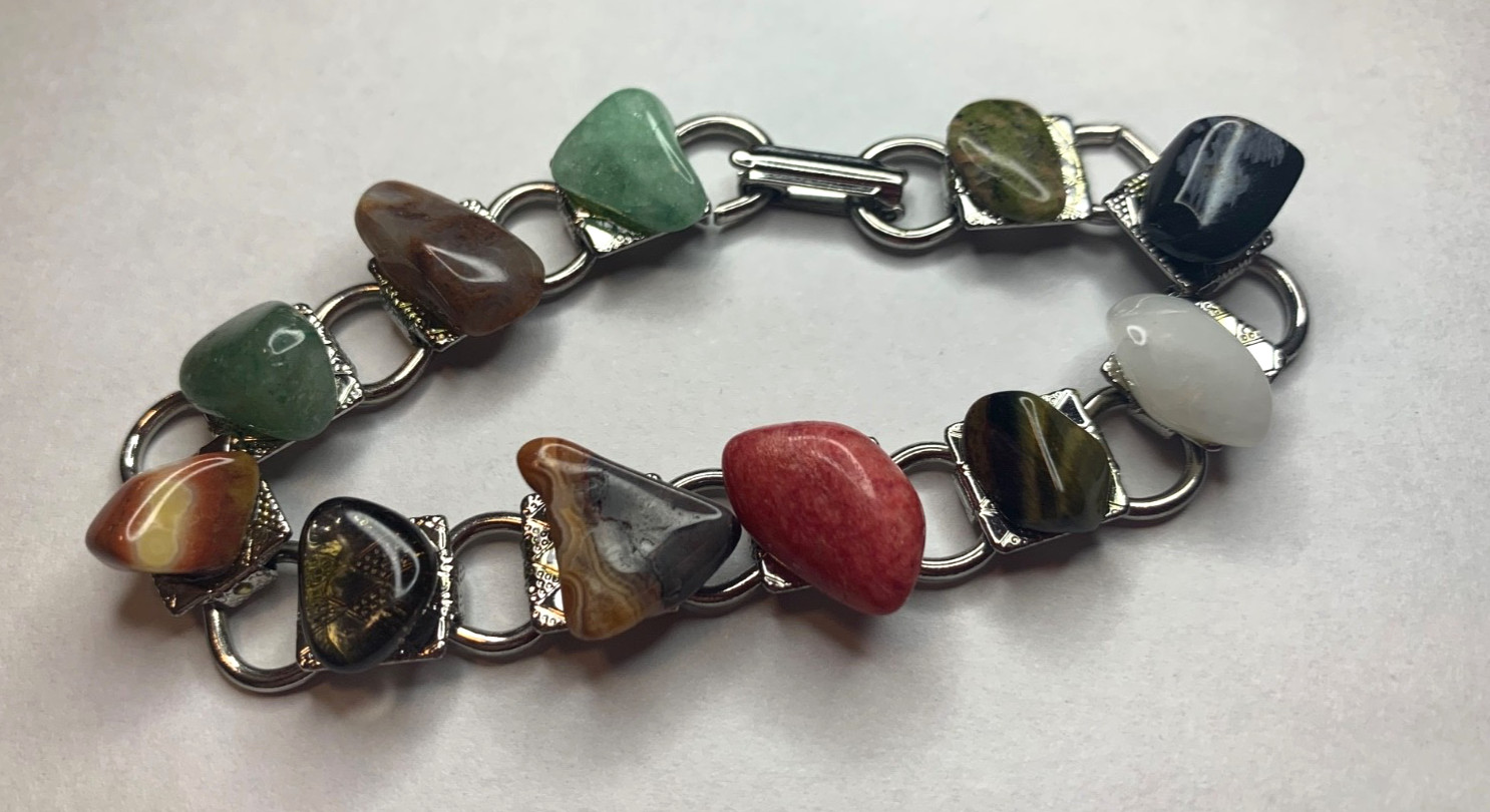 Vintage Semi Precious Gemstone Bracelet Multicolor Assorted 11 Stones 6.5 inches