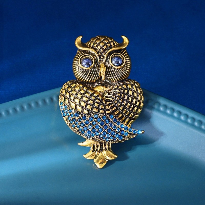 Elegant Owl Rhinestones Brooch Zinc Alloy Craft for Stylish Outfit Enhancement