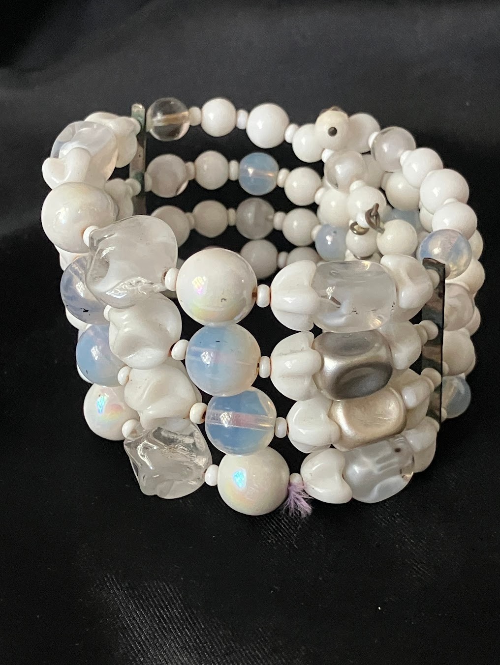 Vintage White Glass Beaded Necklace Bracelet Set Opalescent MCM Bridal
