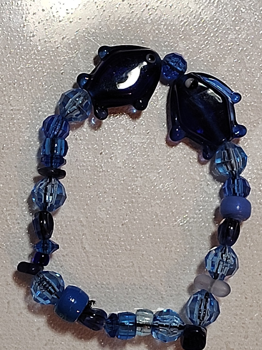 Little Fish Creatures Blue Art Glass Vintage Beaded Bracelet Elastic Stretch