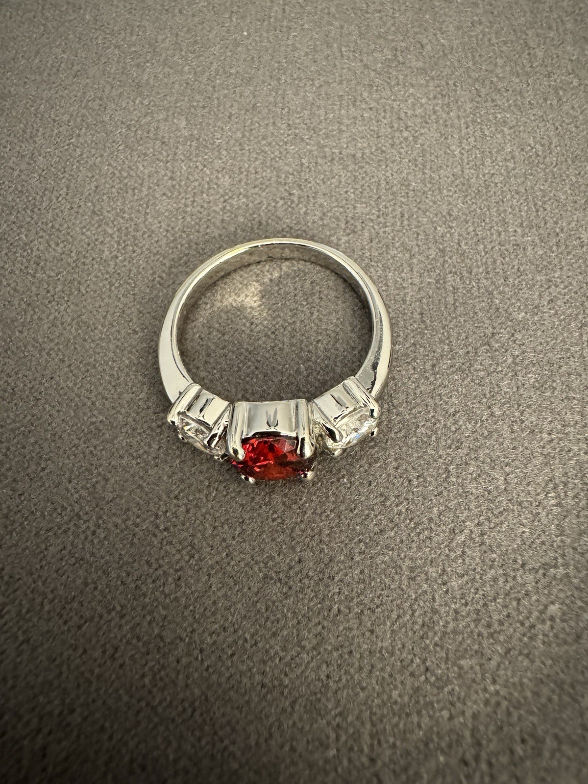Vintage Silver Tone Three Stone Red & Clear Crystal Ring Size 7 Estate Jewelry