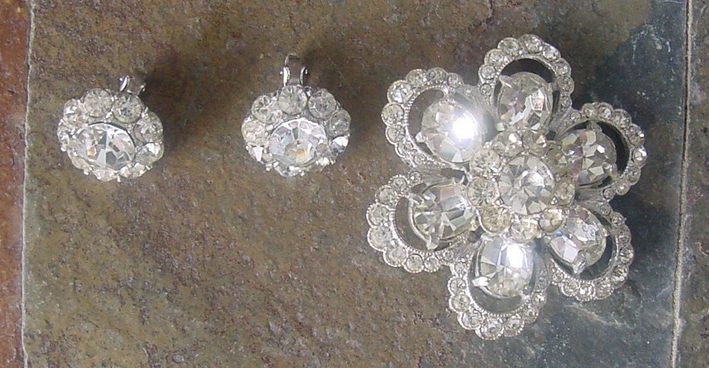 Vintage Clear Rhinestone Brooch and Earing Set Silver Tone Metal