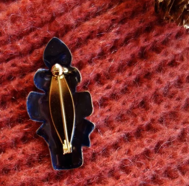 Christmas Candle – Japanese cloisonné enamel Mini Brooch Made-to-order NEW