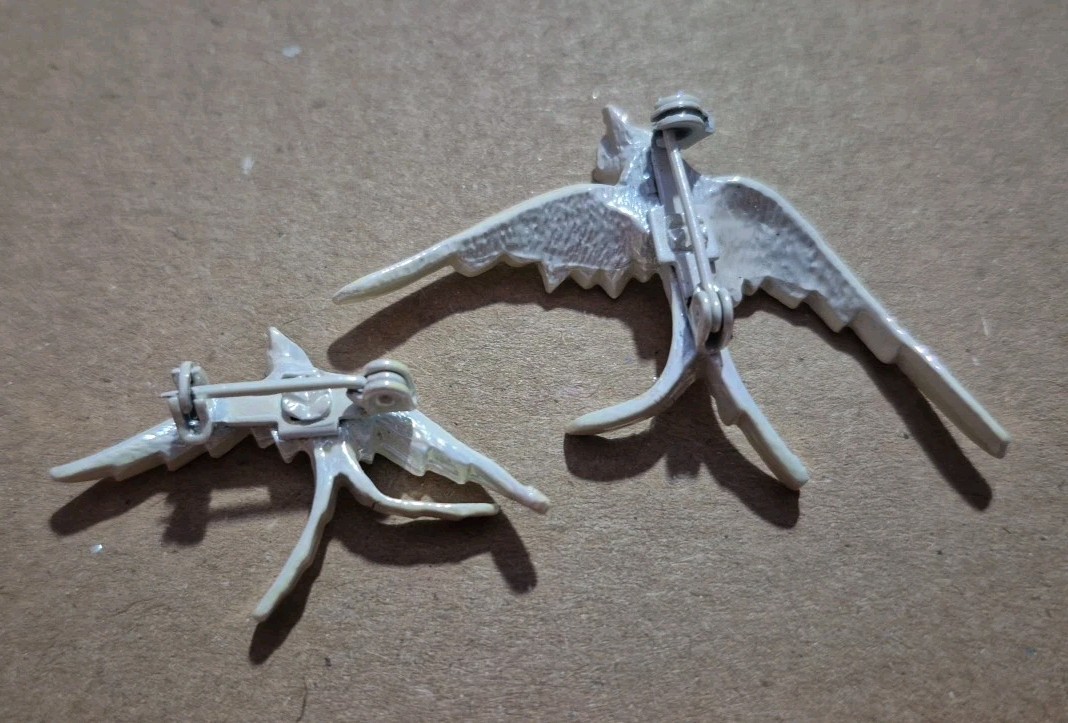 Vintage White Iridescent Enamel Swallow Birds Pins Set Of 2-READ*