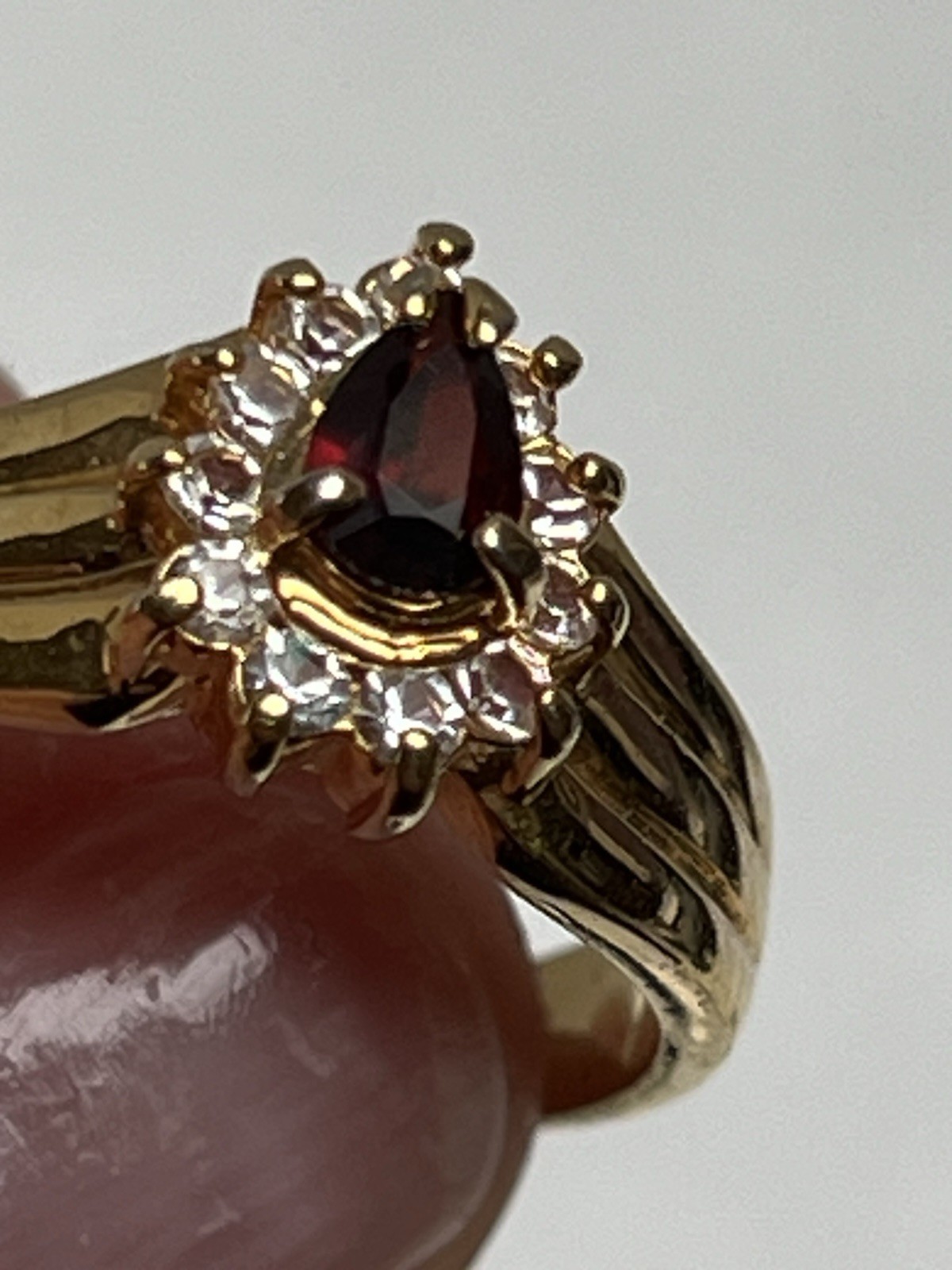 Vintage Lot Of 5 Gold Tone Rings Various Glass Stones / Sizes Untested