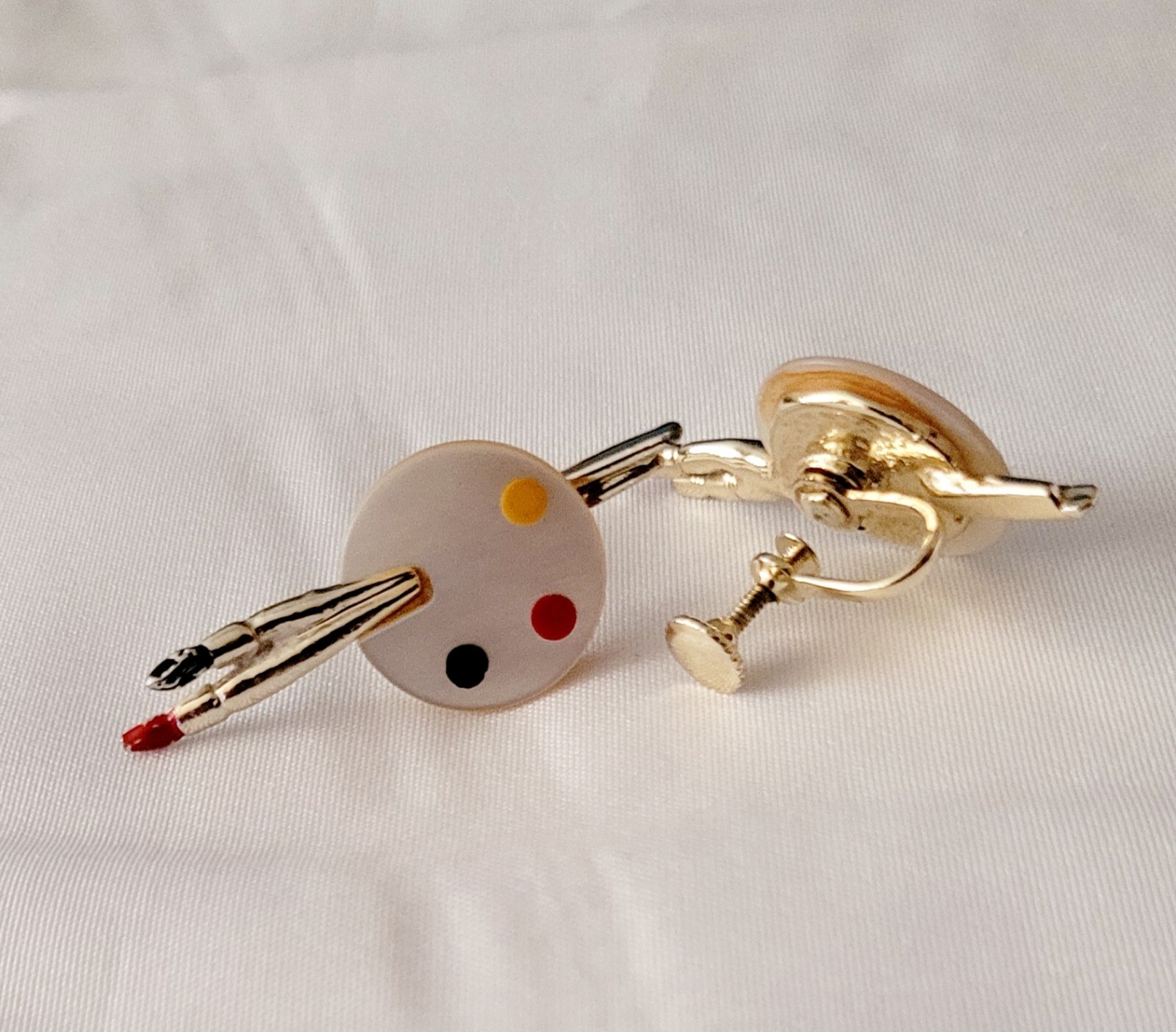 Vintage Gold Tone Screw Back Painters Palet Artist Earrings No Holes Needed