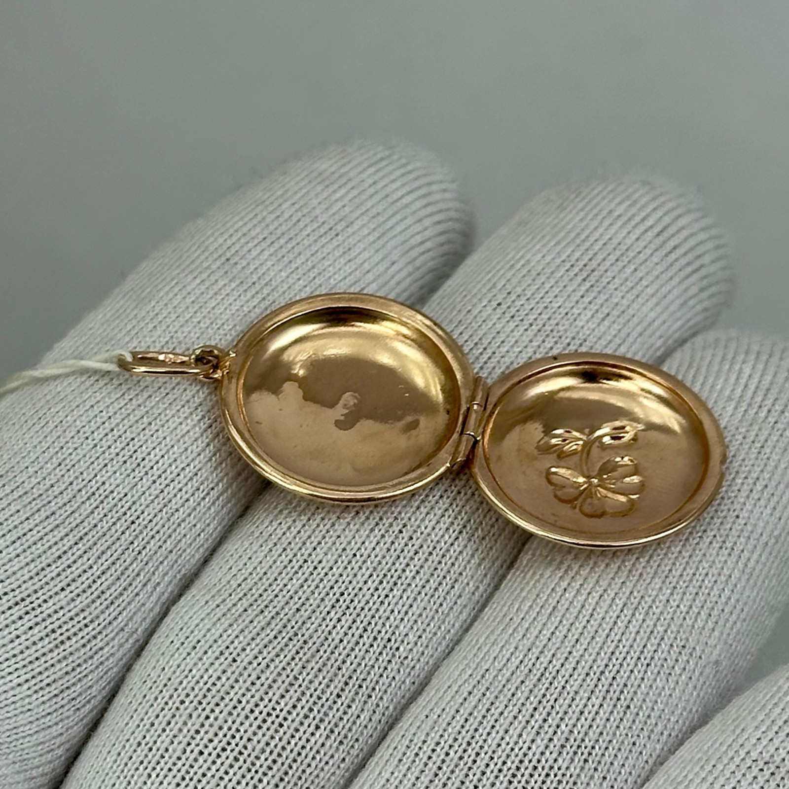 USSR Vintage Original Solid Rose Gold Locket Photo 583 14K 2,56 g. Ukraine 1977